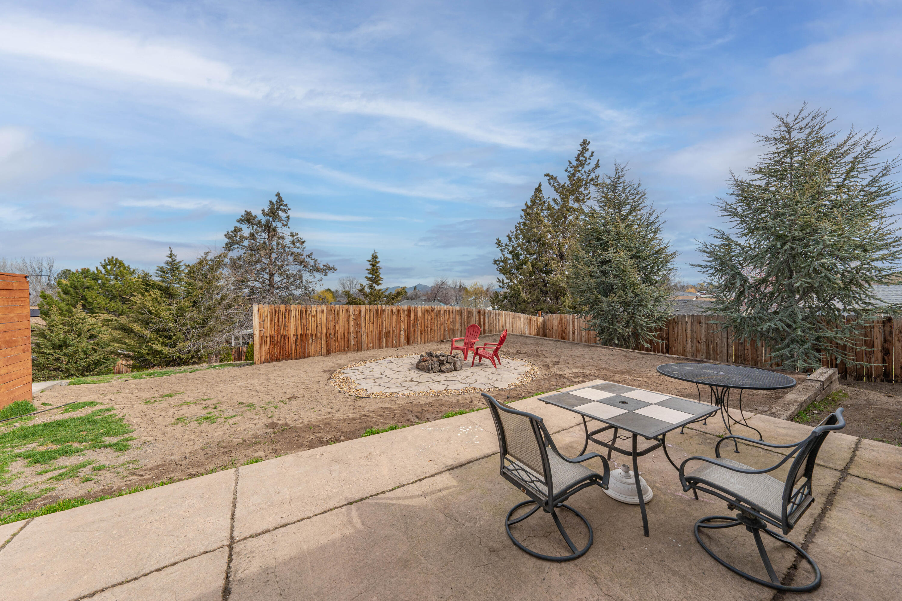 3443 SW Salmon Avenue