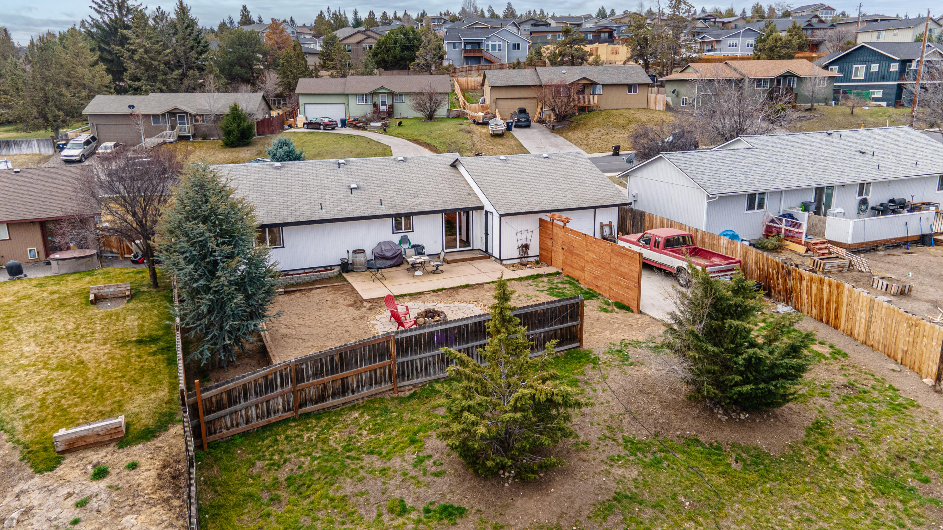 3443 SW Salmon Avenue