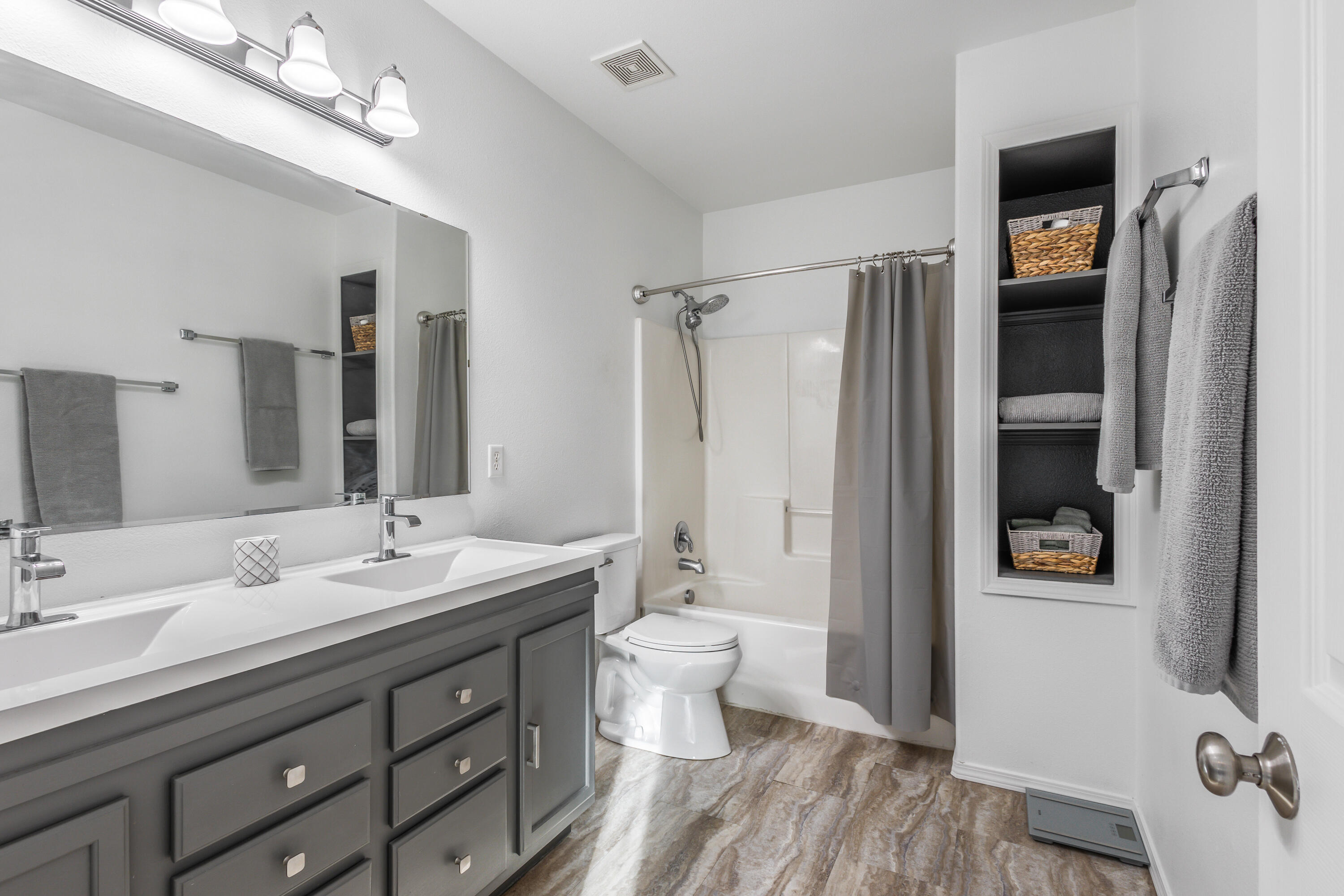 3244 SW Peridot Avenue