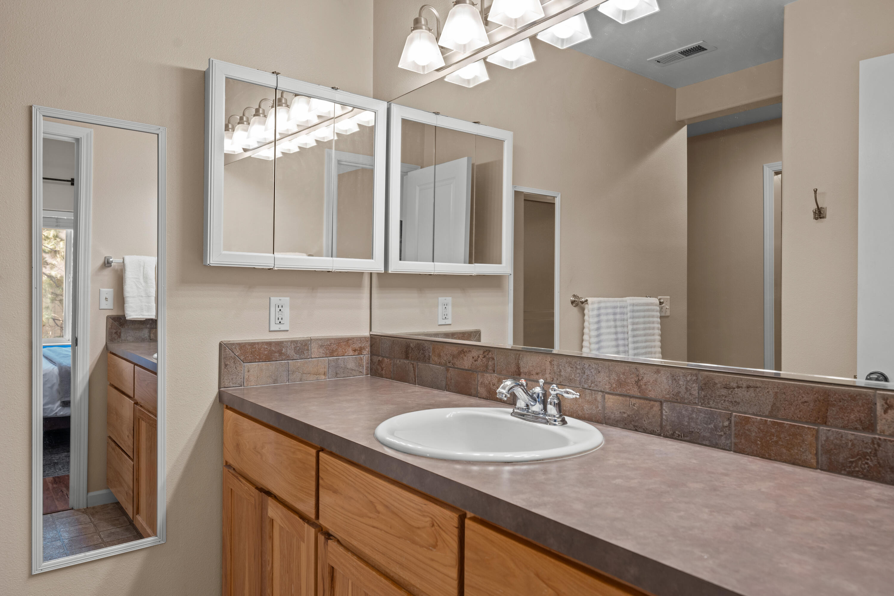 19843 Galileo Avenue