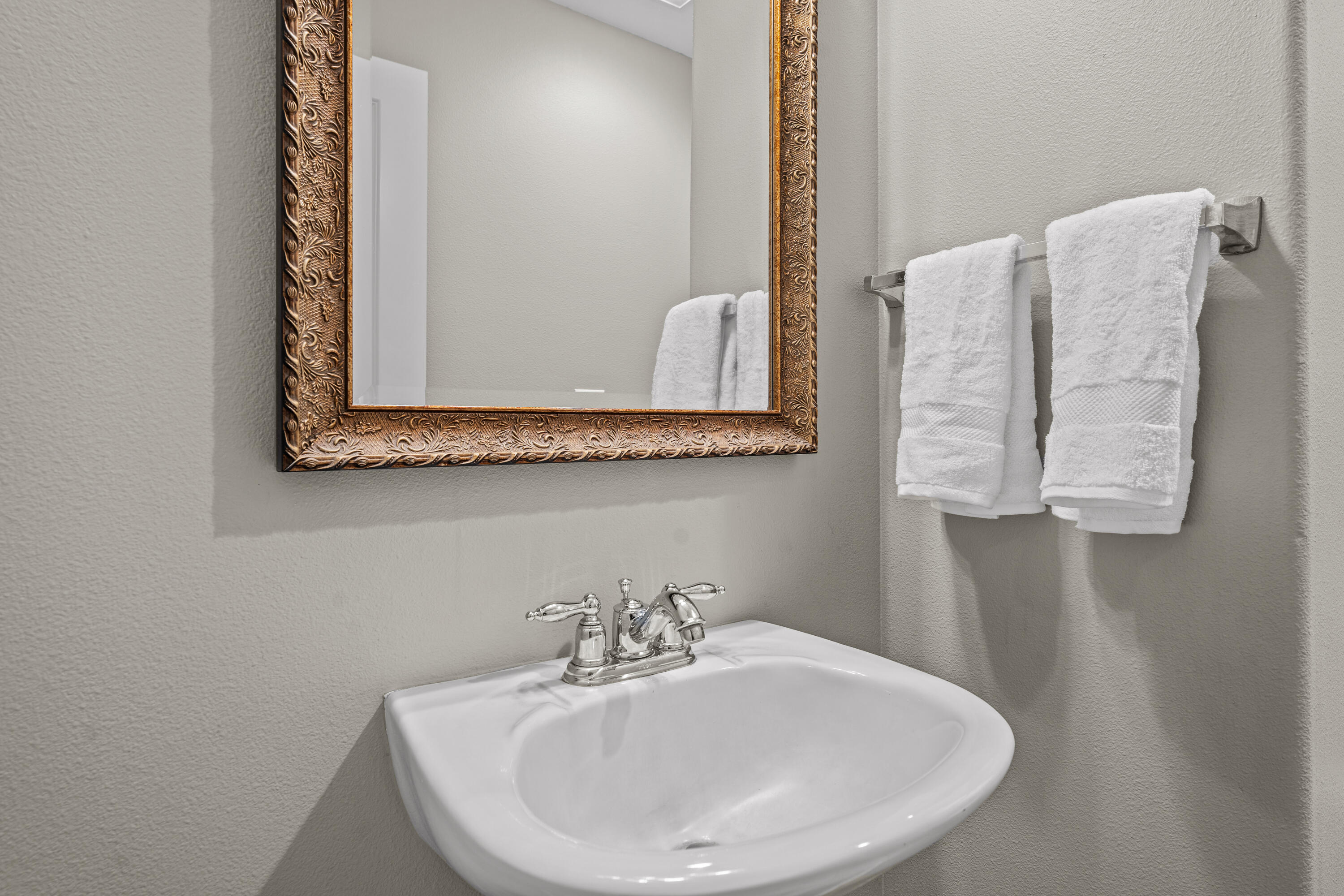 19843 Galileo Avenue