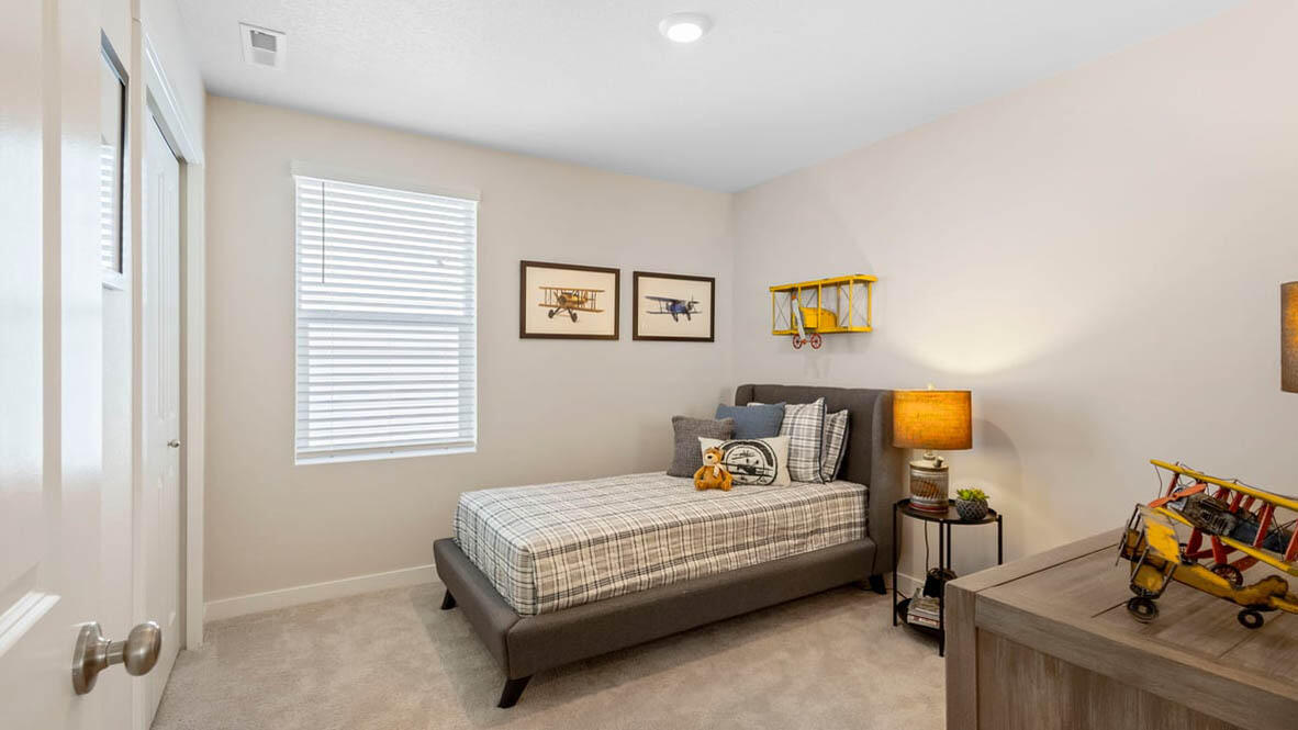 2735 NE Butler Market Road Unit: #33