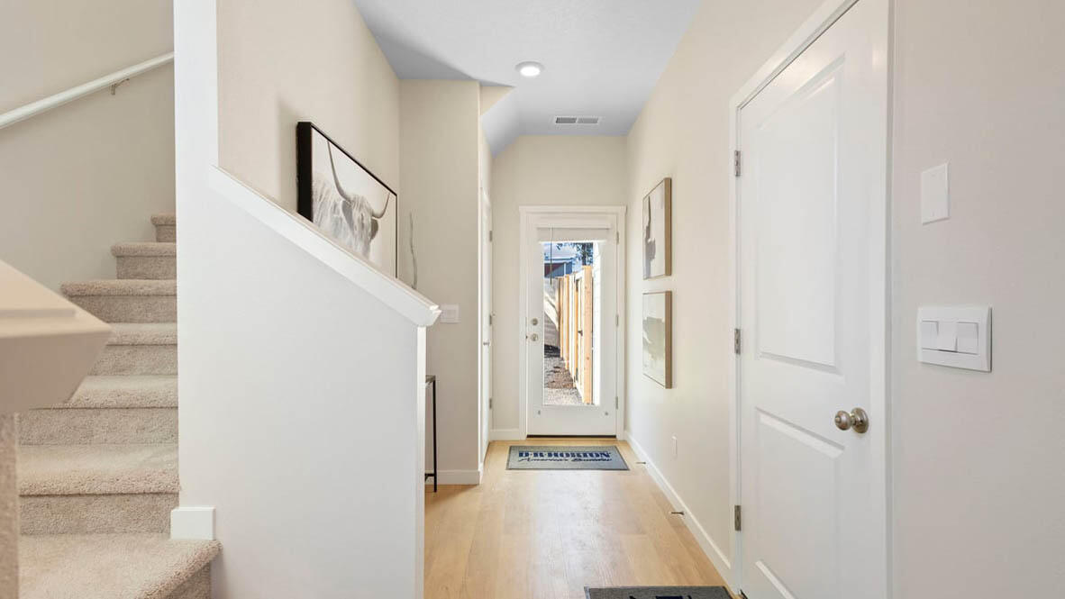 2735 NE Butler Market Road Unit: #33