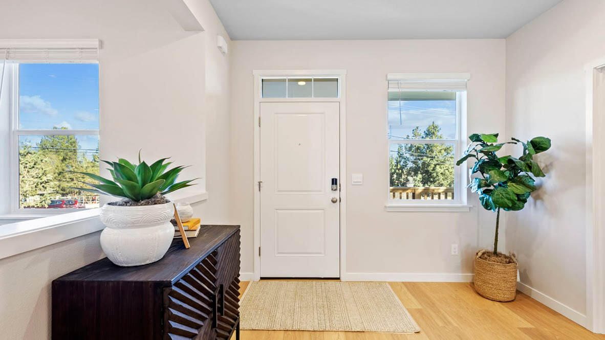 2735 NE Butler Market Road Unit: #33