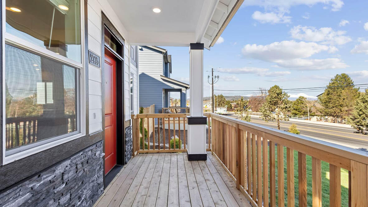 2735 NE Butler Market Road Unit: #33