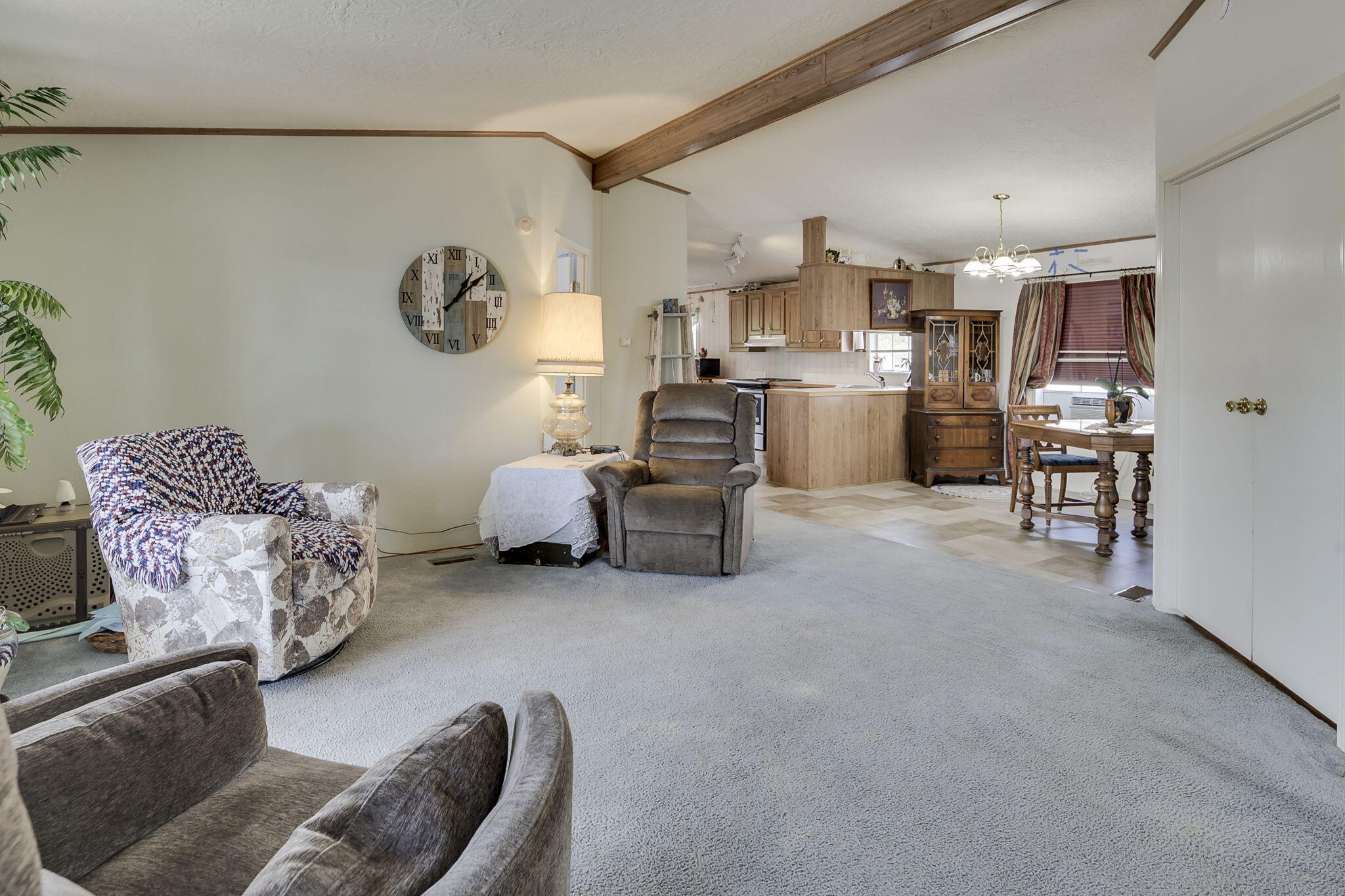 1515 NW Fir Avenue Unit: #20