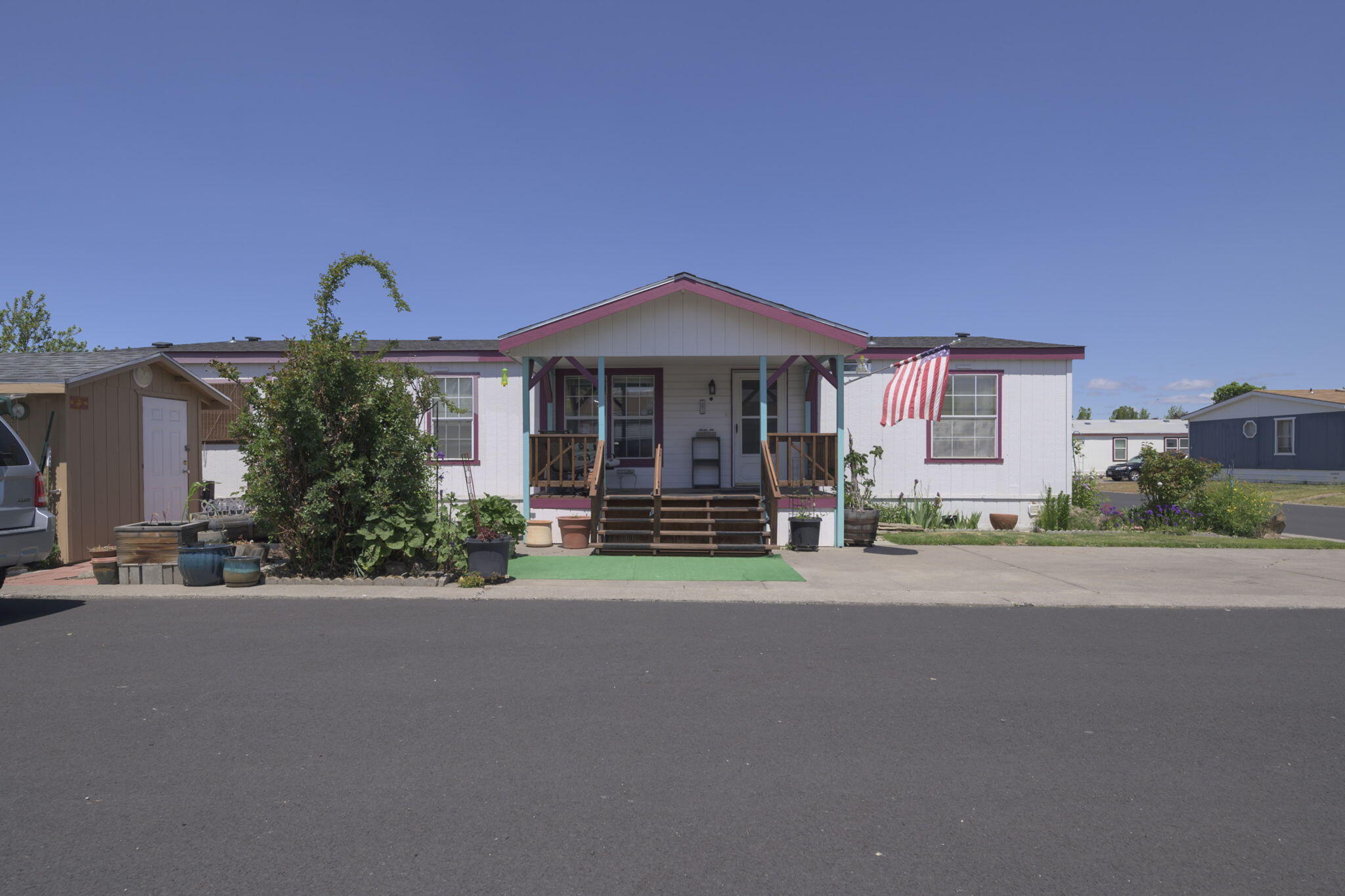 1515 NW Fir Avenue Unit: #20