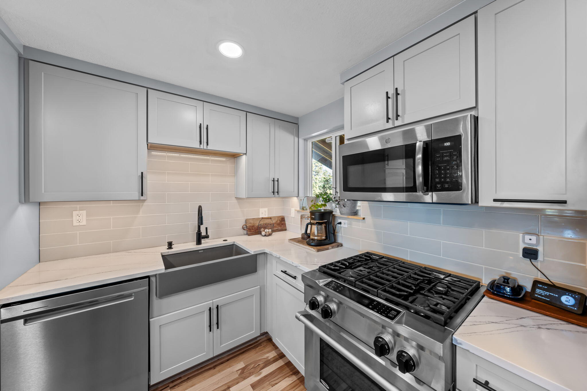 15400 SE Winchester Loop