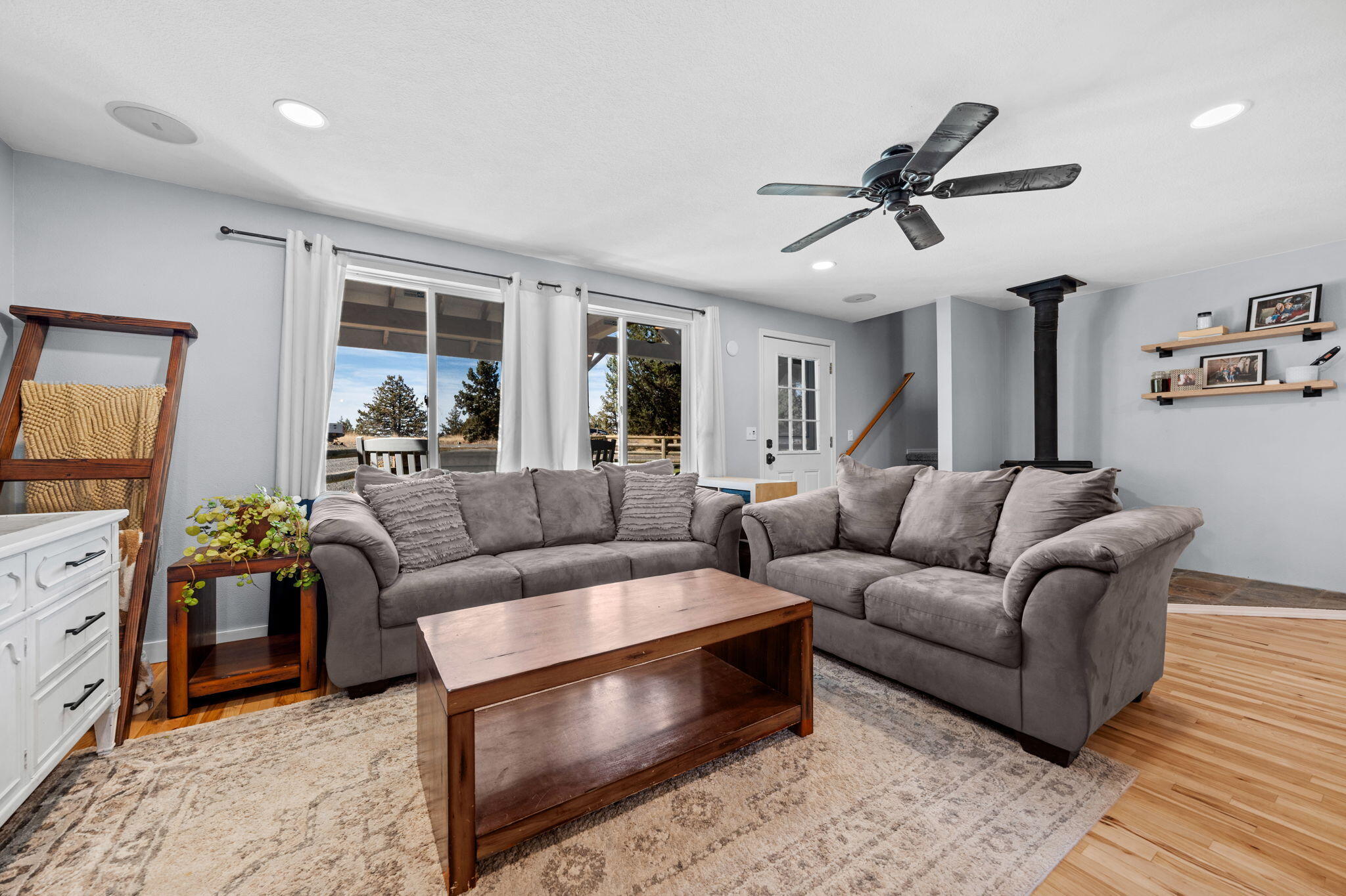 15400 SE Winchester Loop