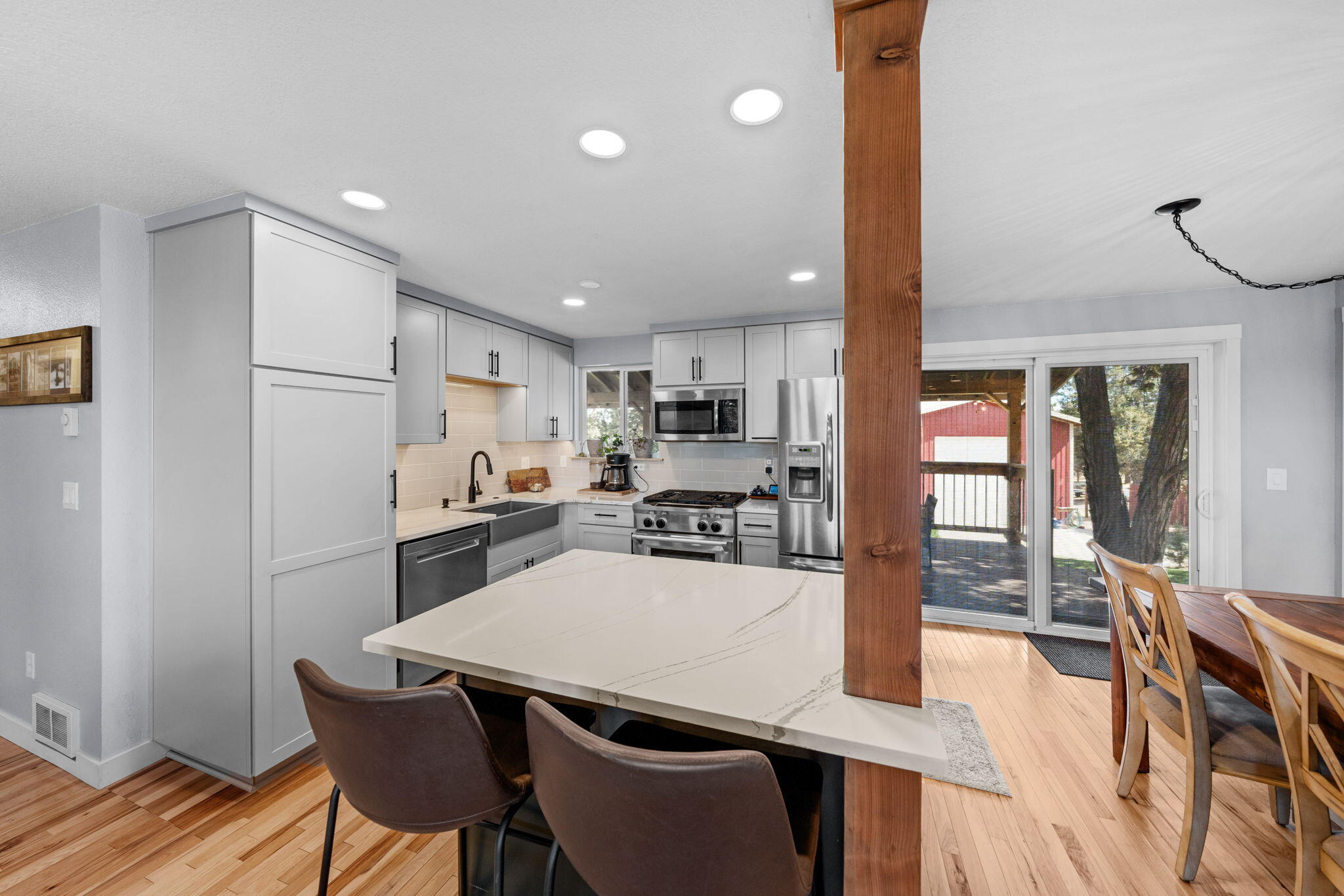 15400 SE Winchester Loop