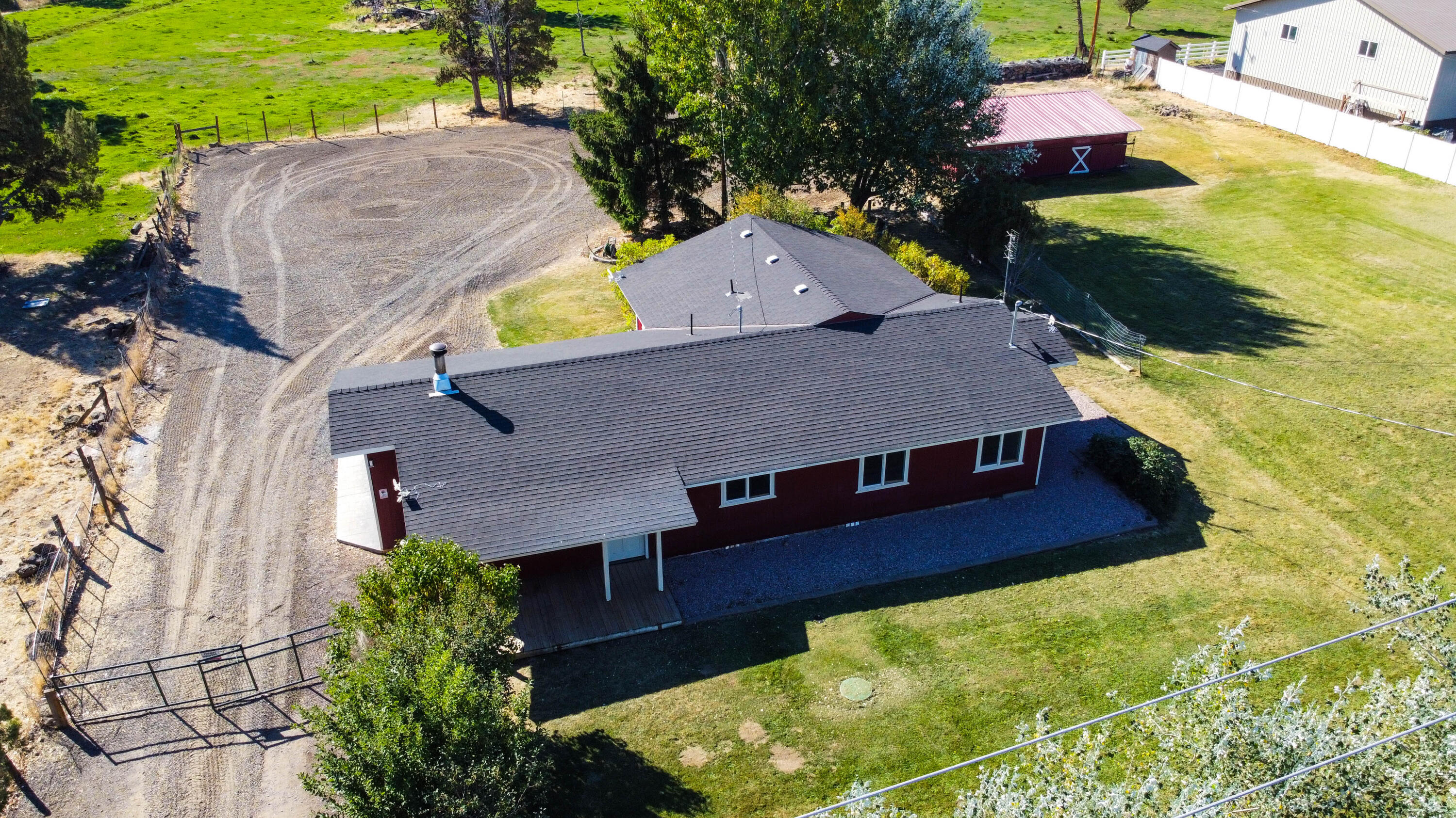 1026 NE Yucca Avenue