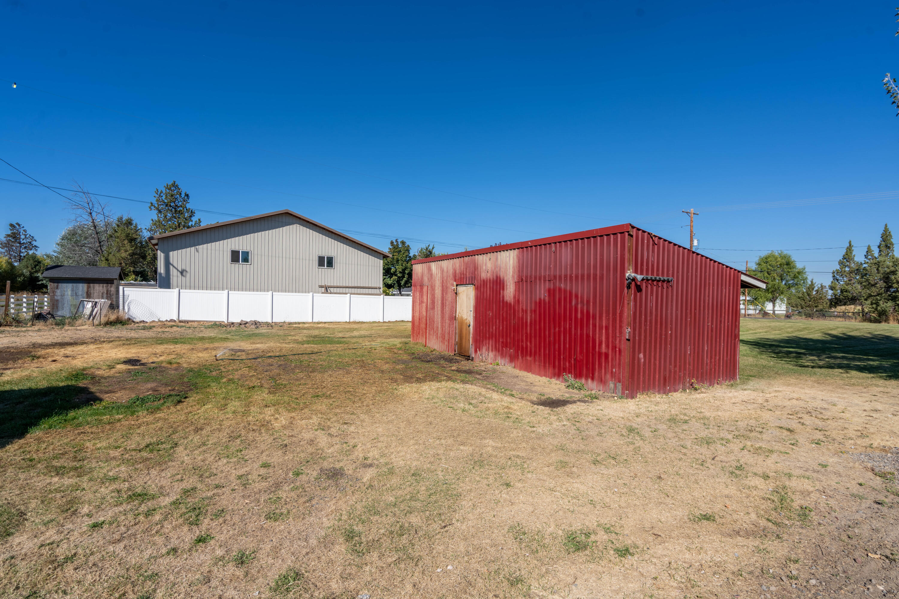 1026 NE Yucca Avenue