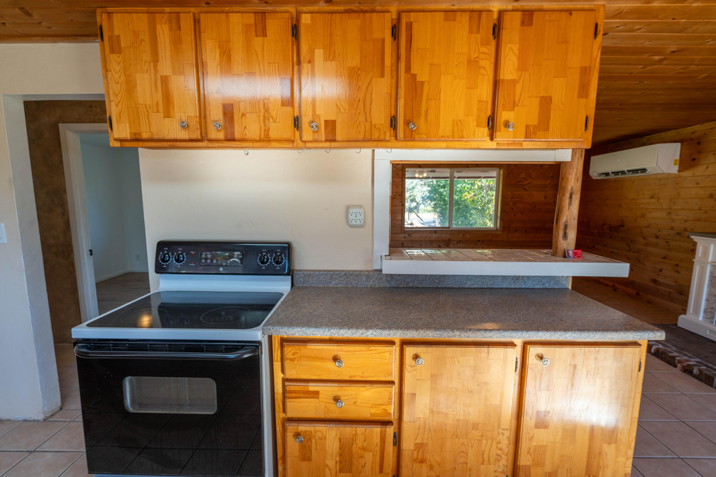 1026 NE Yucca Avenue