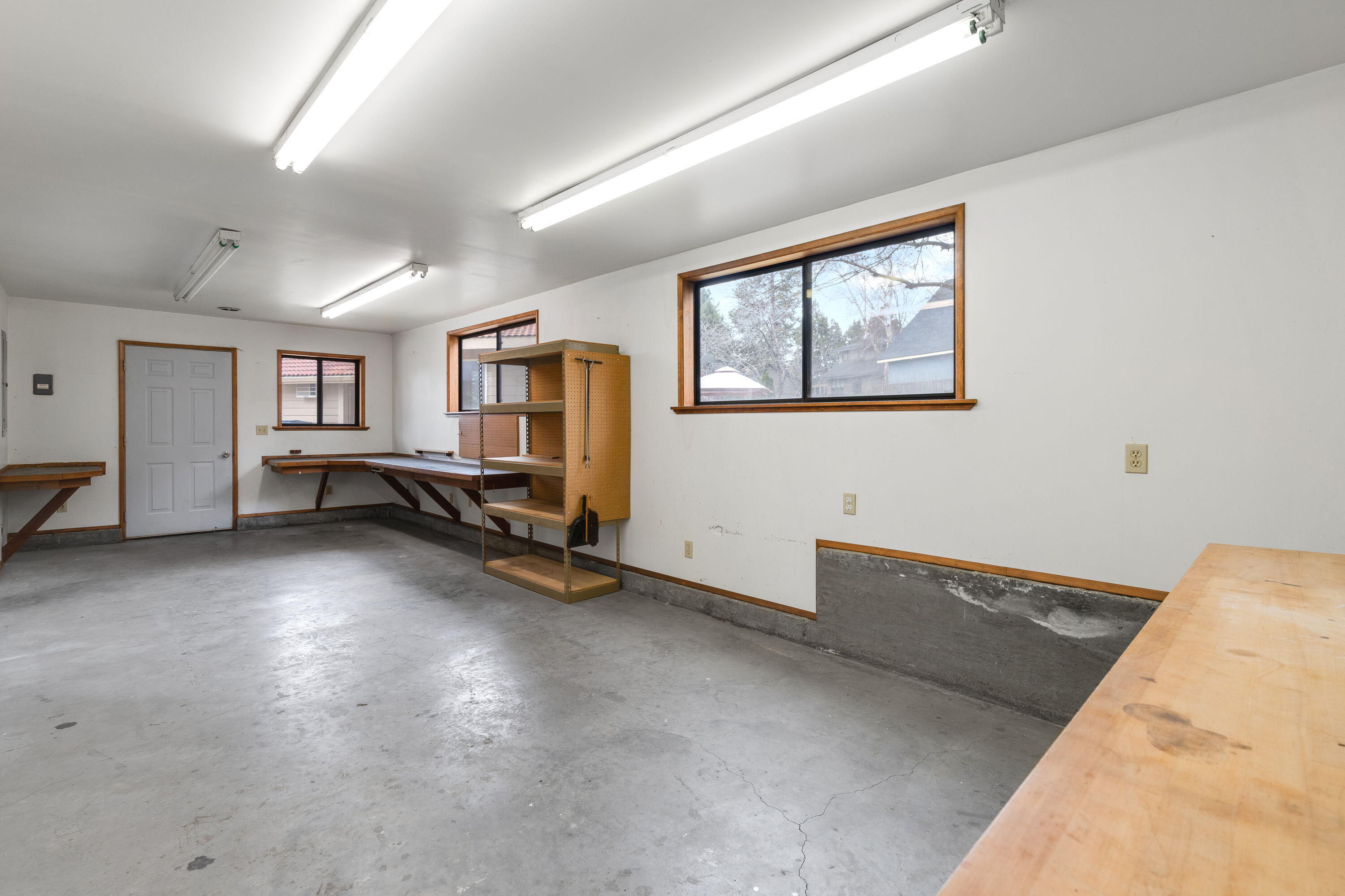 2875 NE Adrian Court