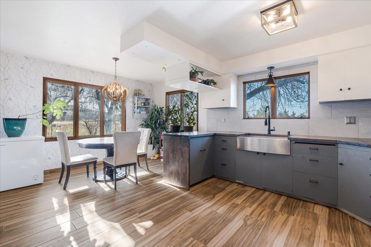 2343 NW Coyner Avenue