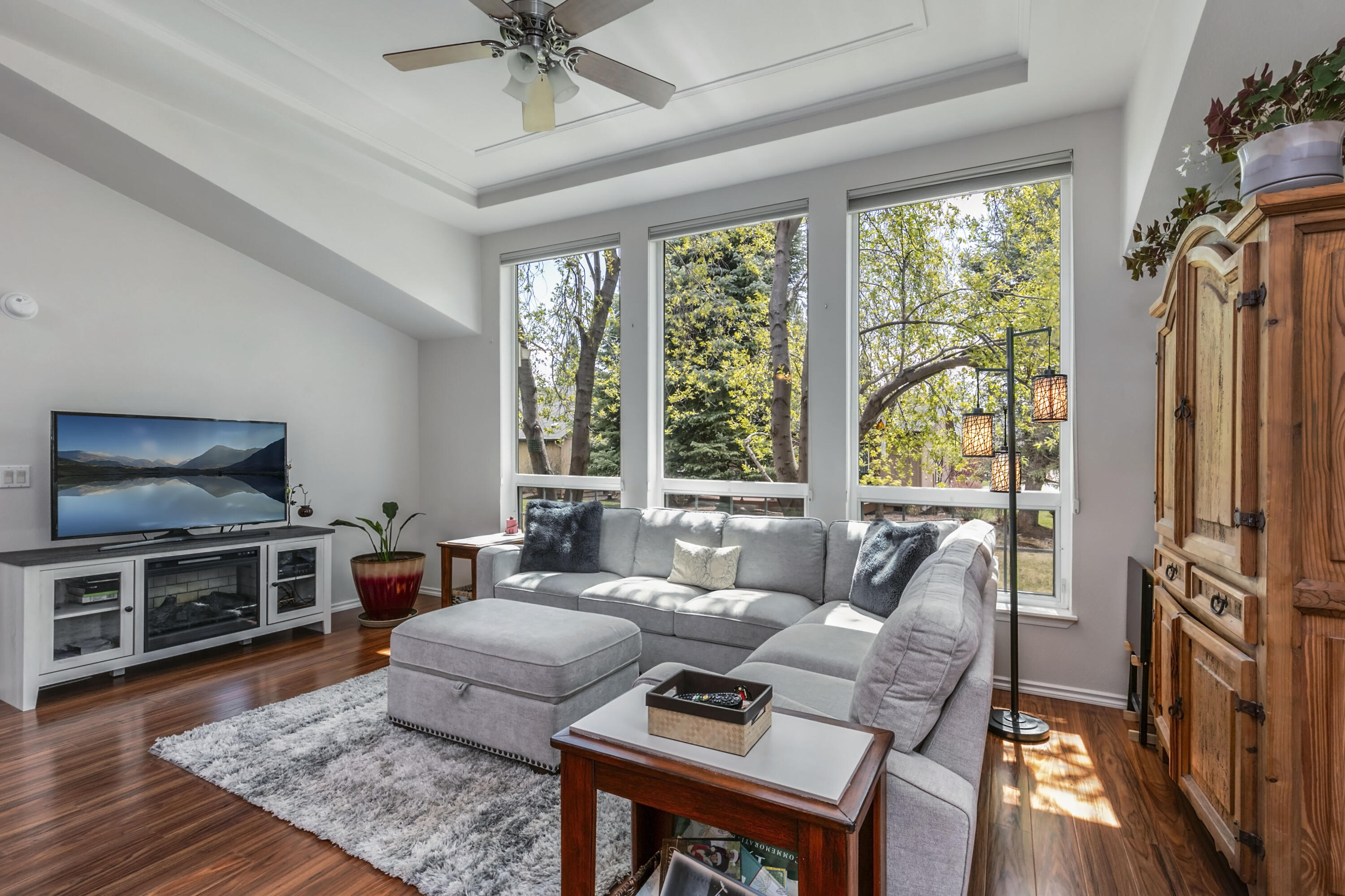 1085 W Collier Glacier Drive