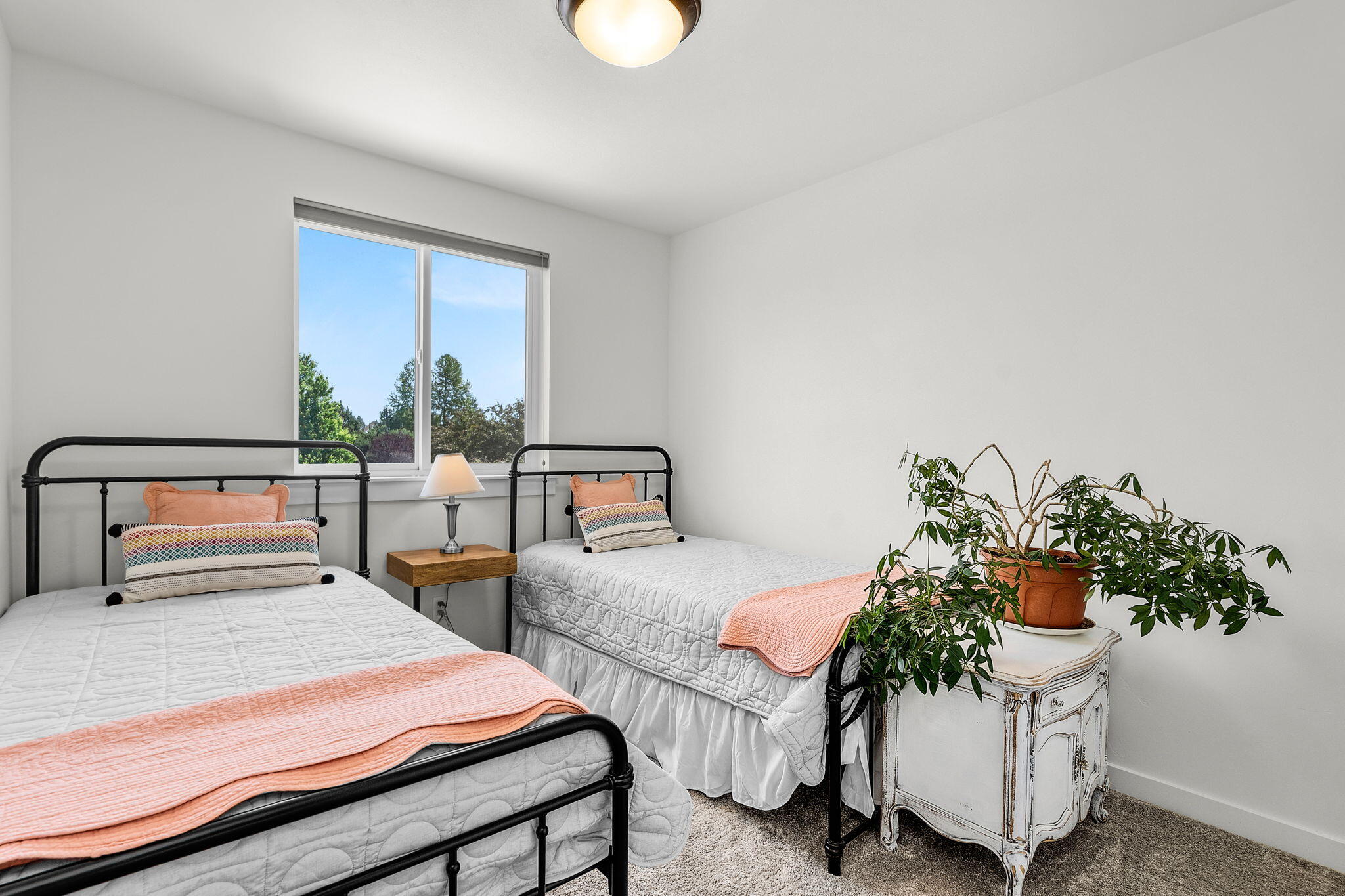 2546 NE Purcell Boulevard