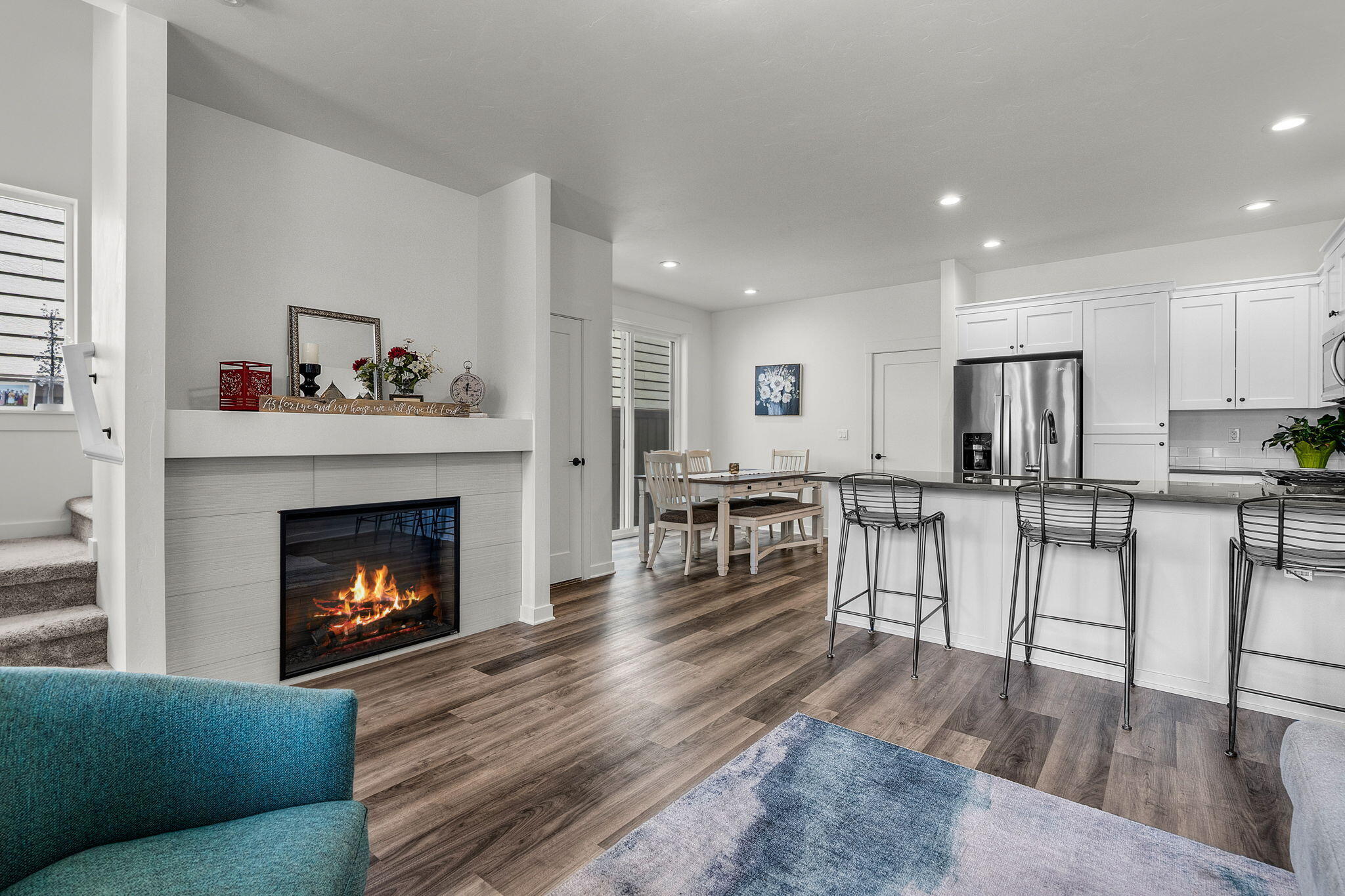 2546 NE Purcell Boulevard