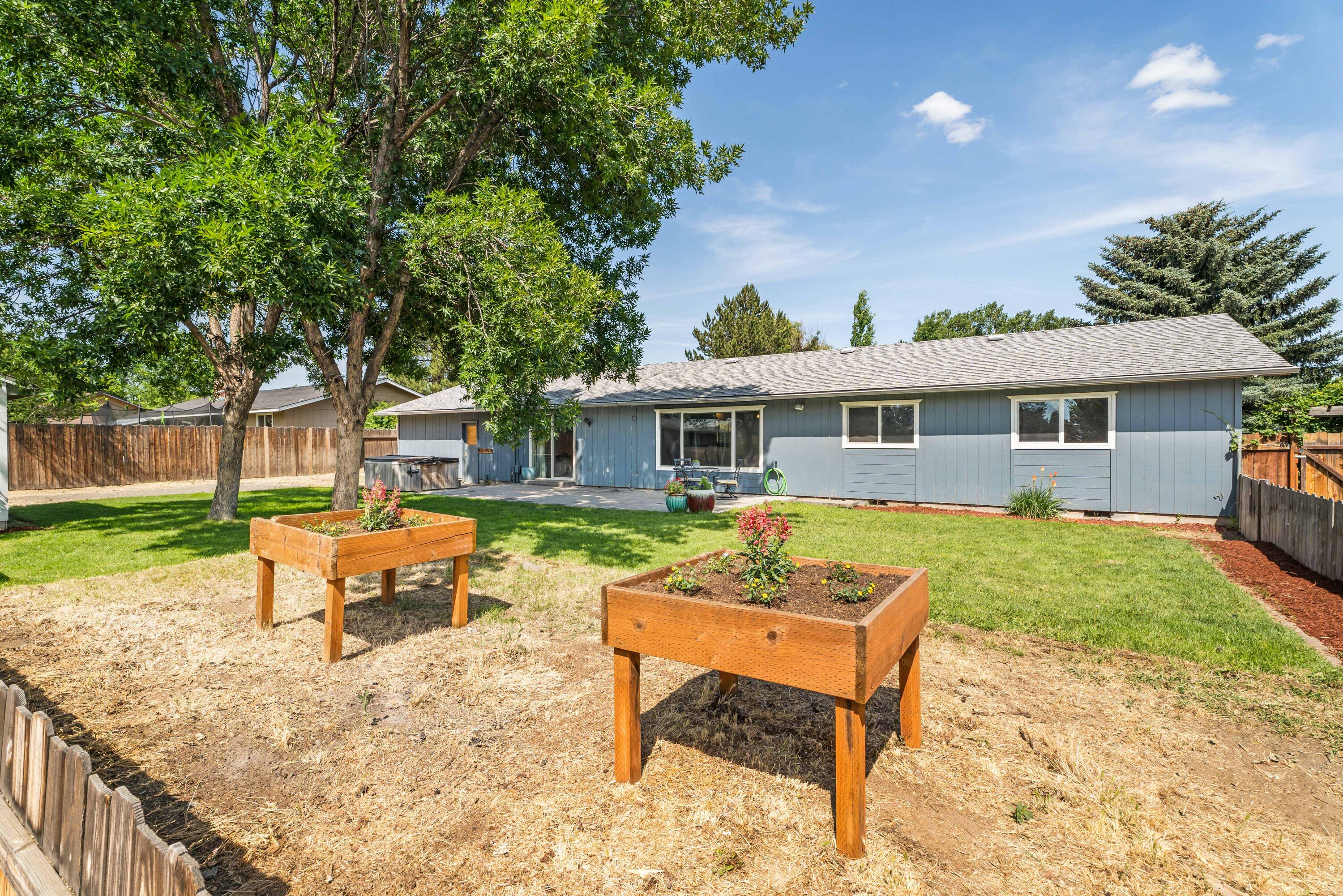 2217 NW 12th Street