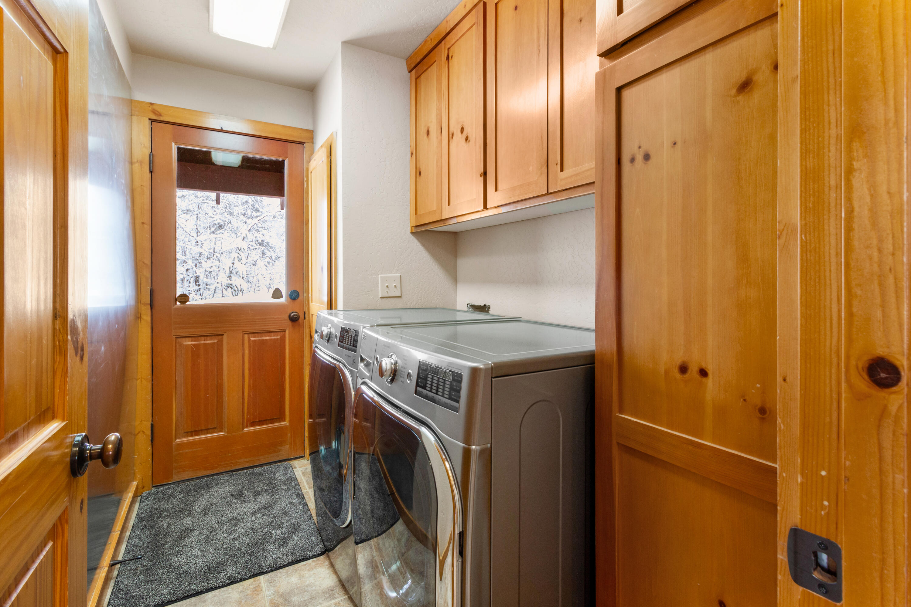 41650 Clover Creek Road