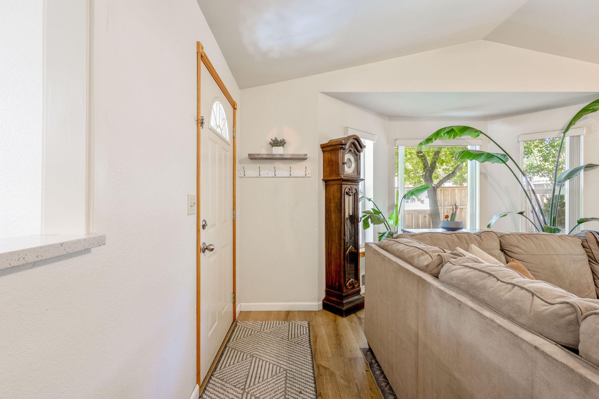 2611 SW Salmon Avenue