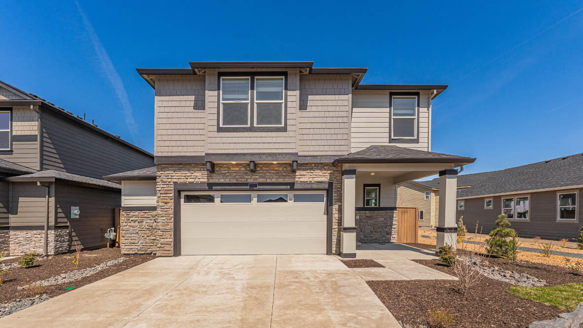 21541 SE Etna Place, Bend