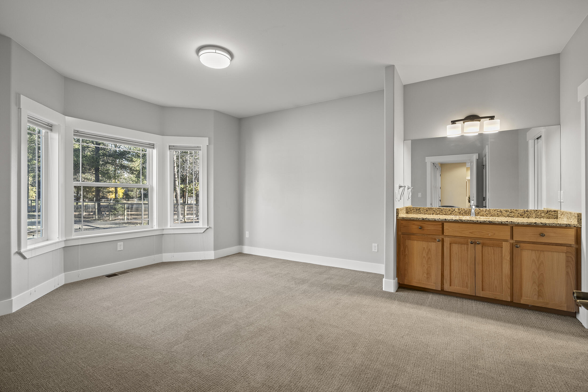 16161 Dyke Road, La Pine