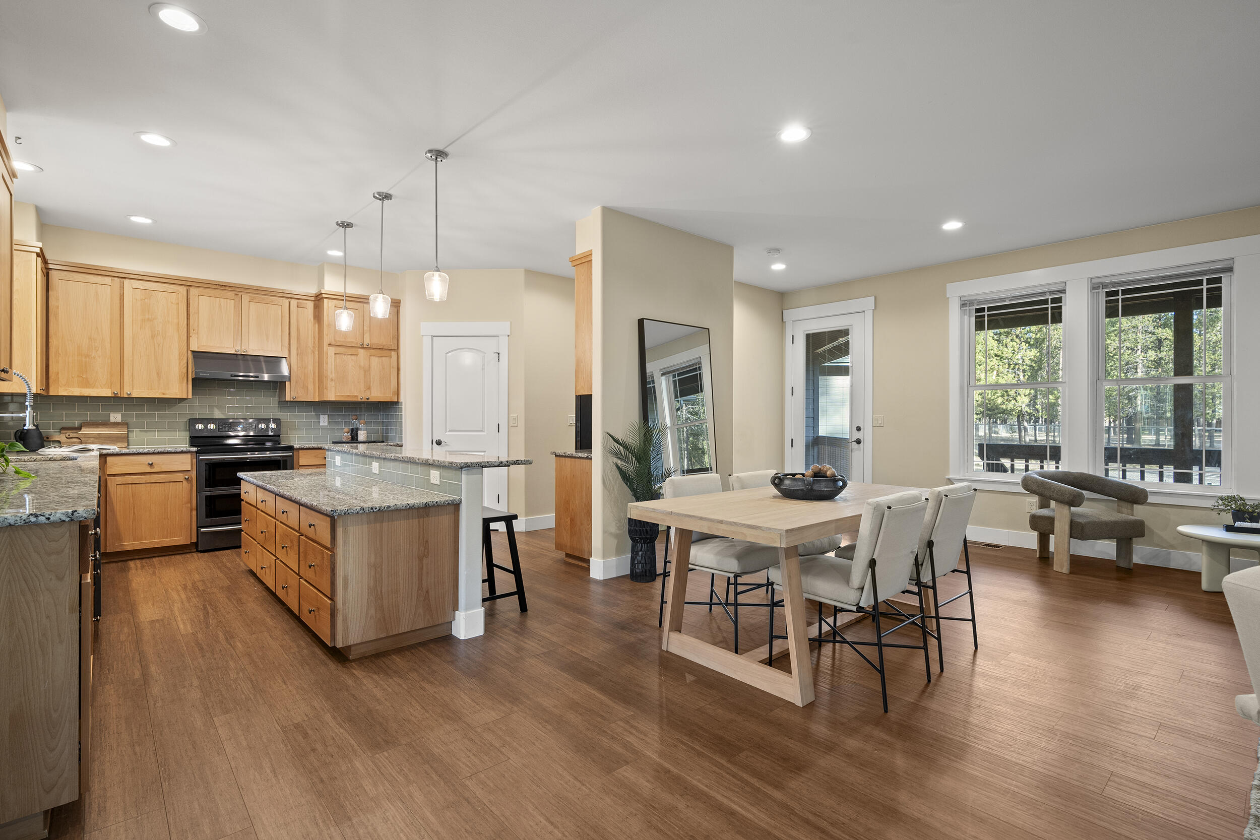 16161 Dyke Road, La Pine