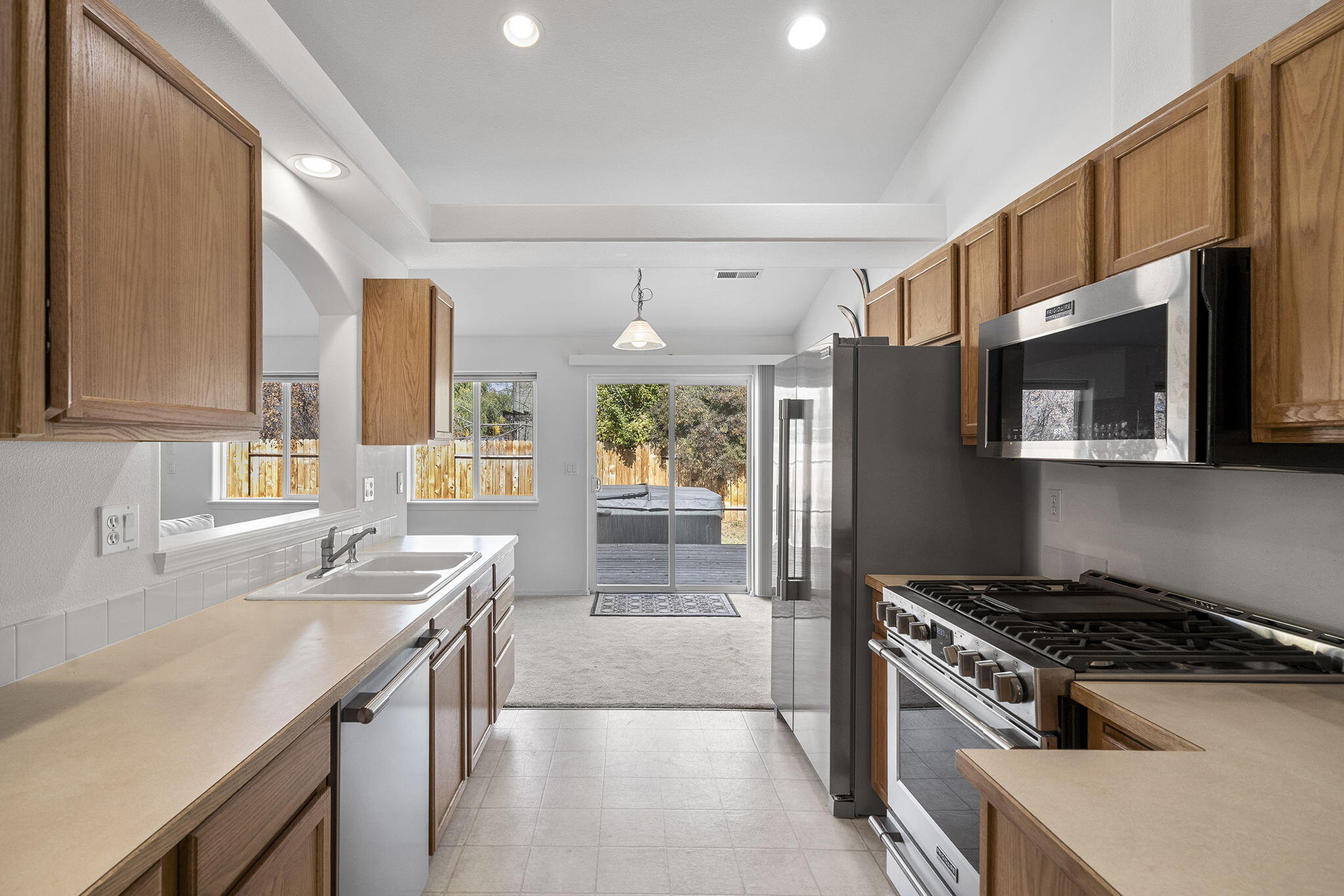 20052 Badger Road, Bend