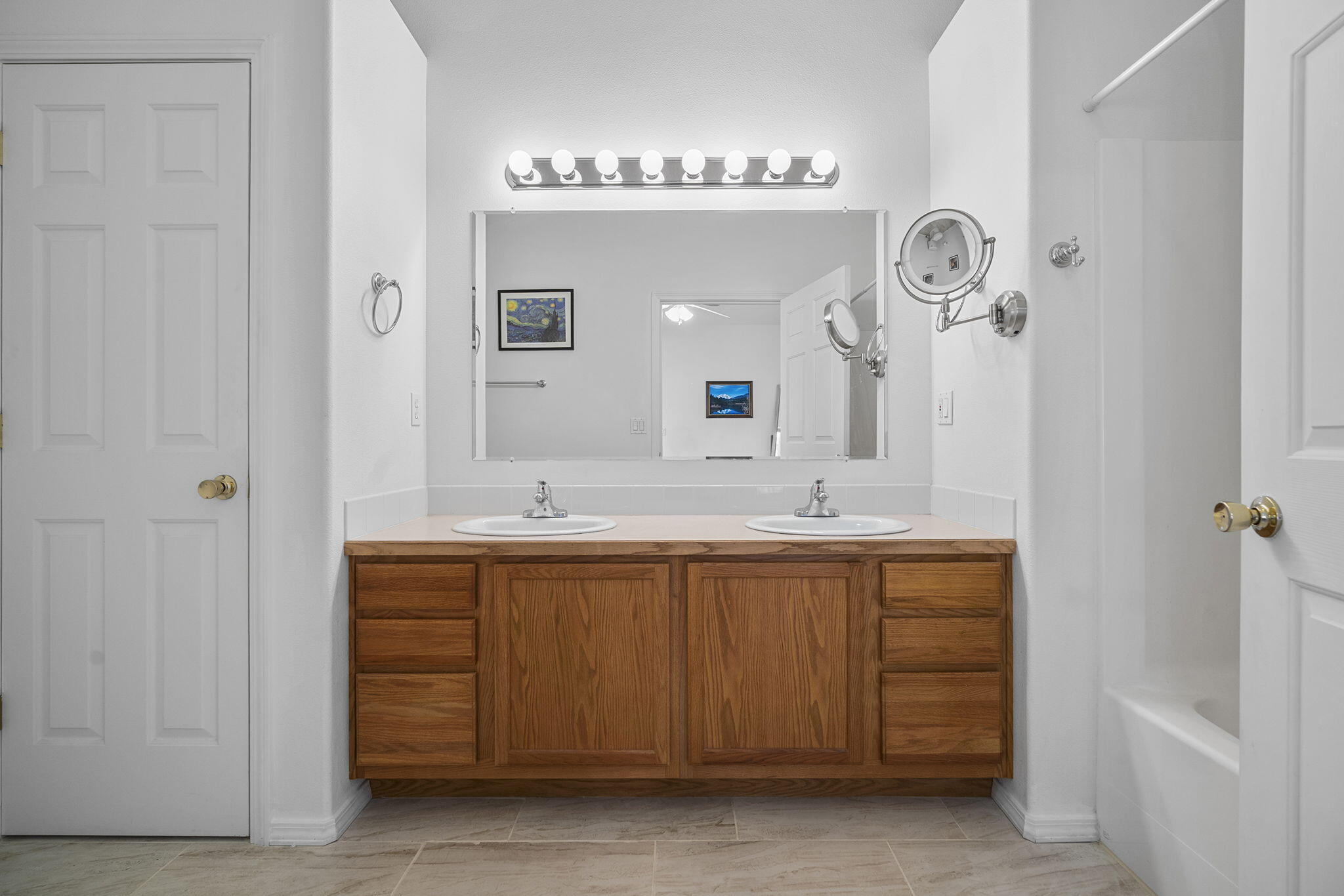 20052 Badger Road, Bend