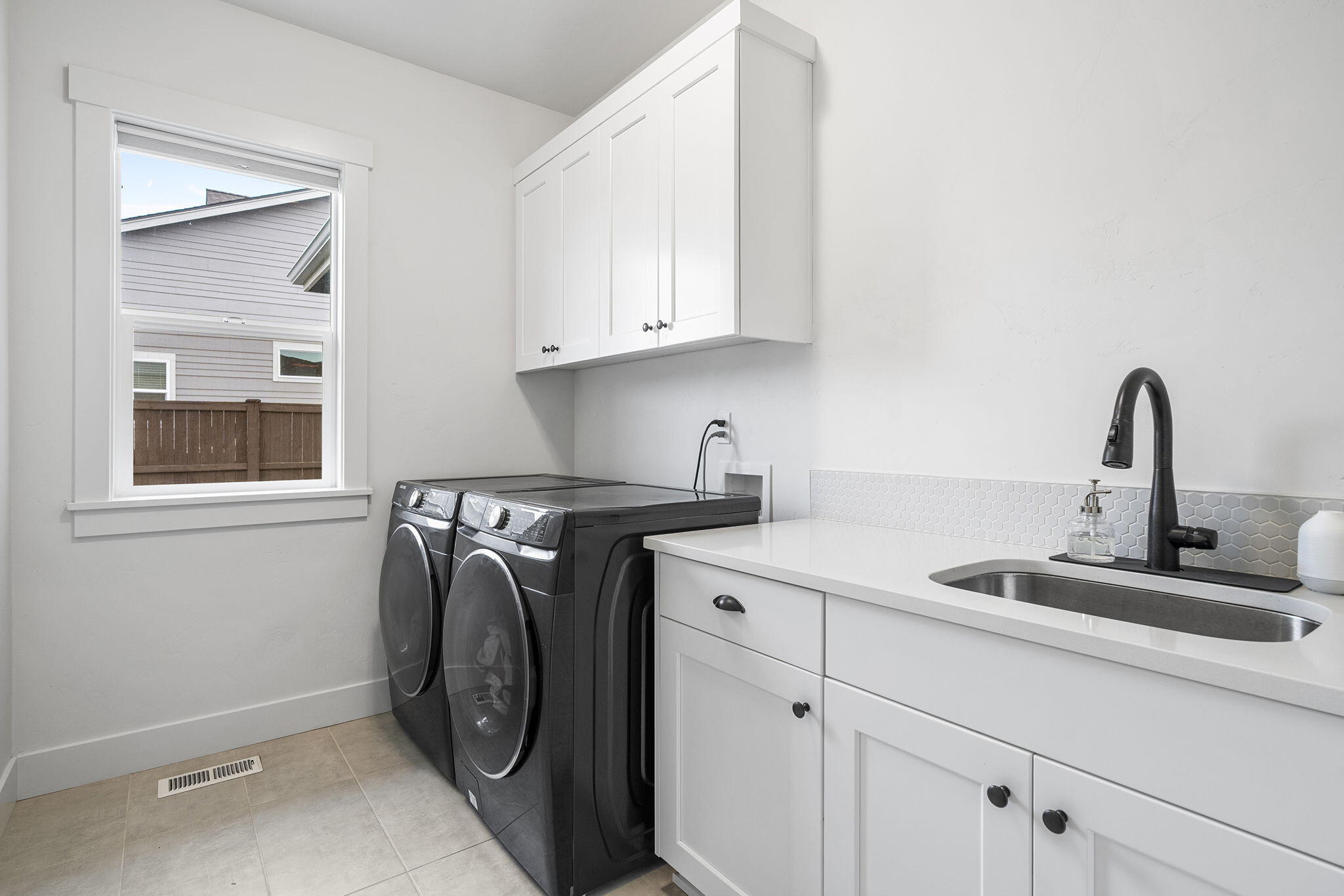 4327 SW Badger Creek Drive