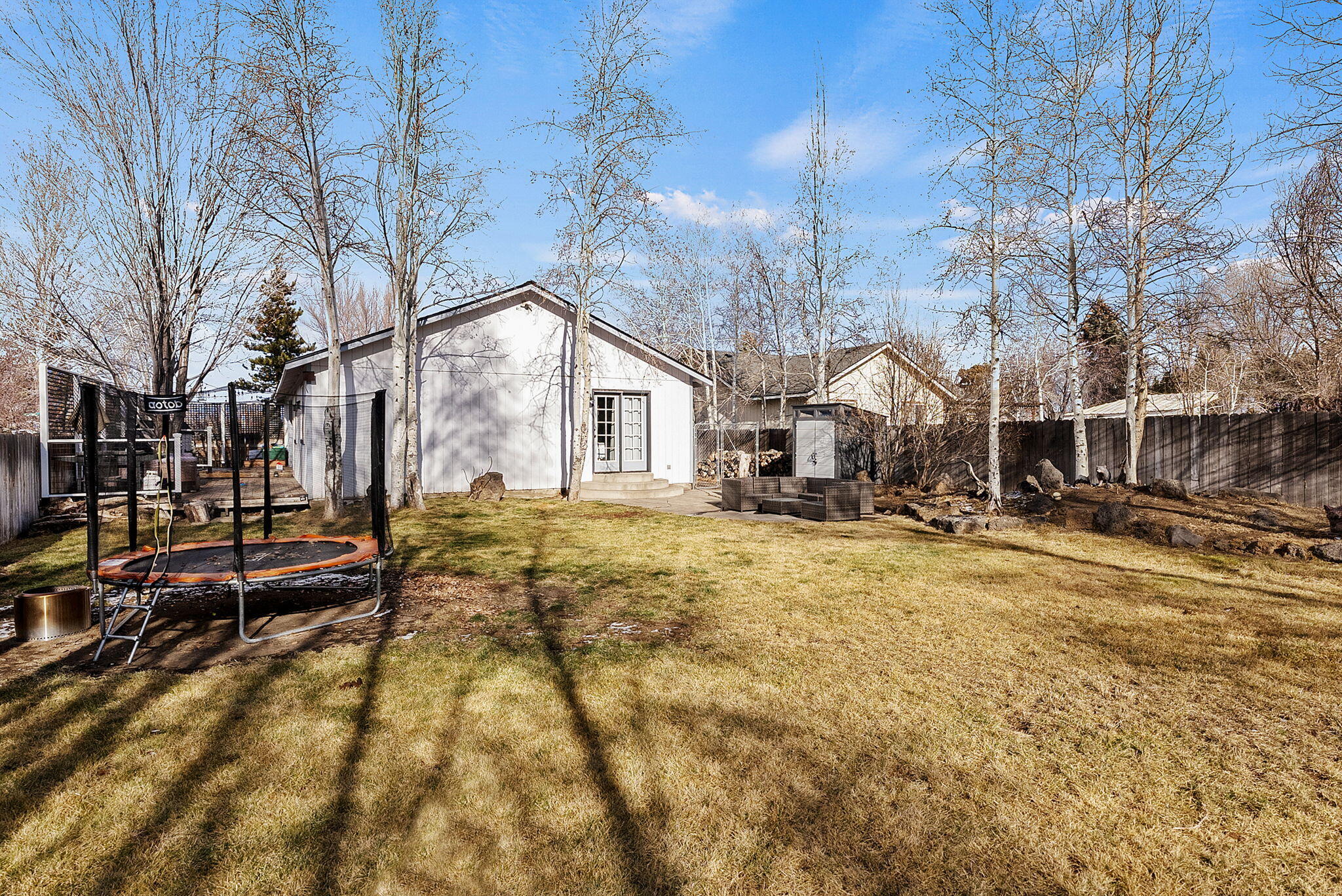 21387 Starling Drive