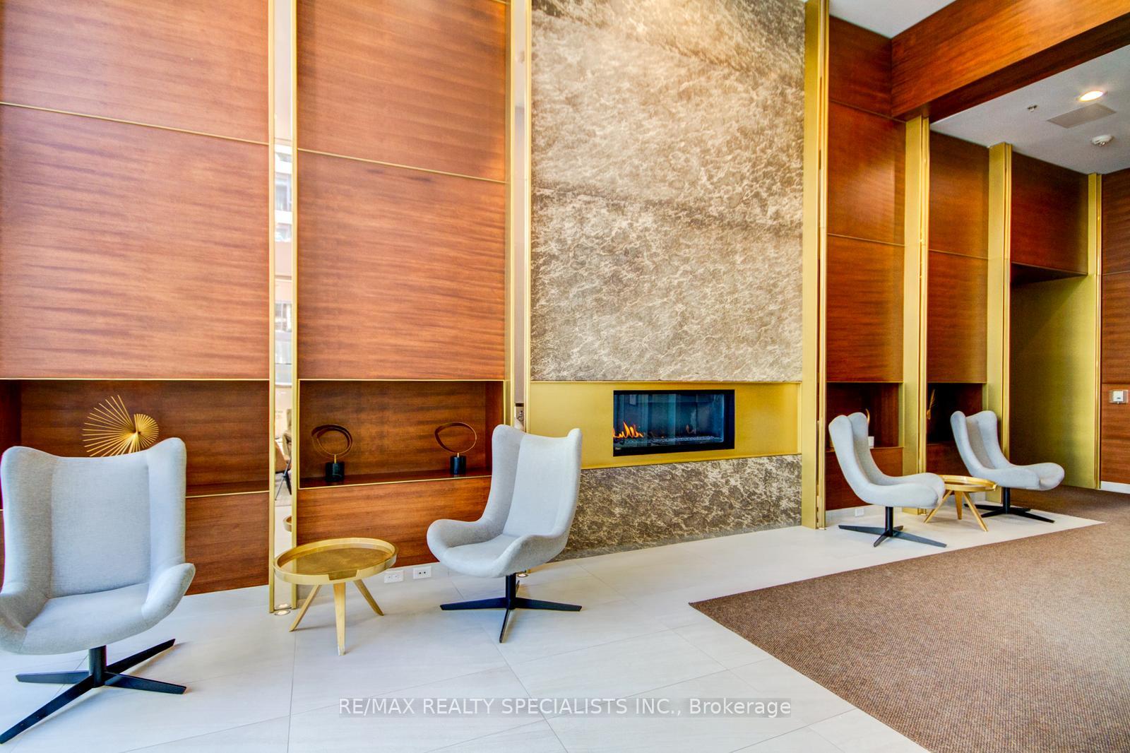 455 Front Street S202