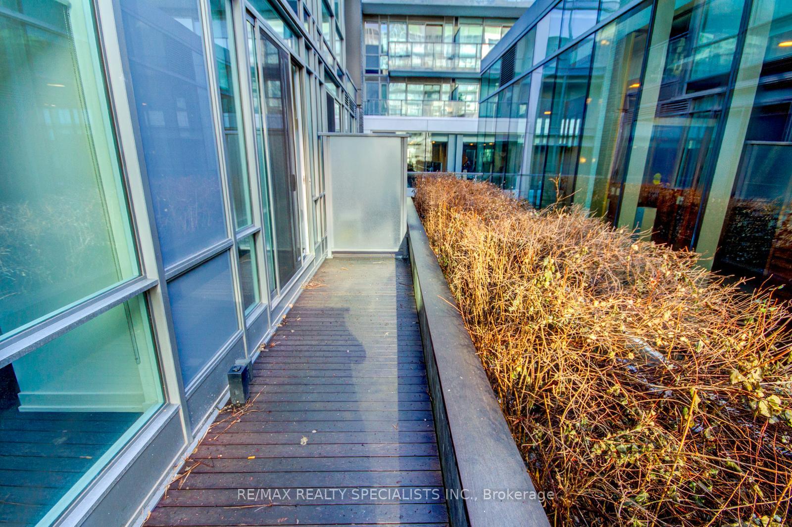 455 Front Street S202