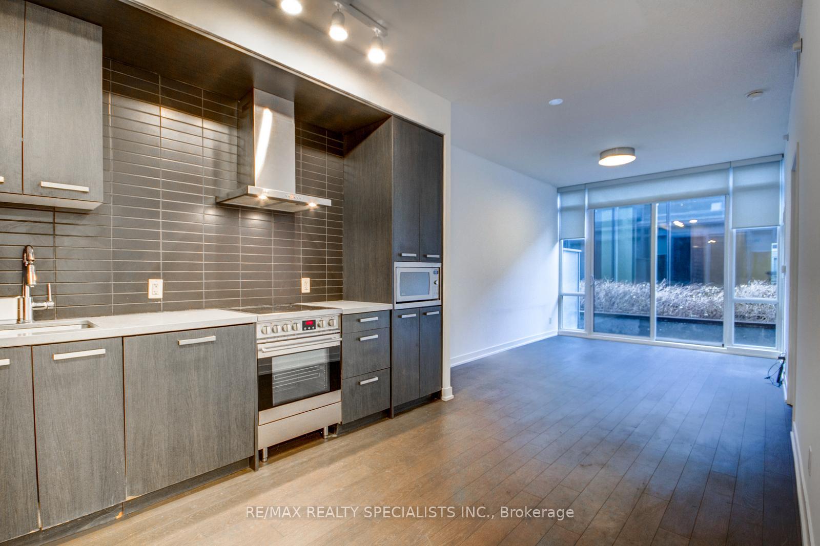 455 Front Street S202