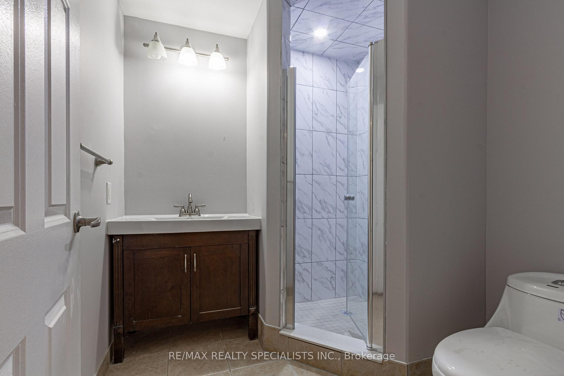 5118 Misty Pine Crescent Lower