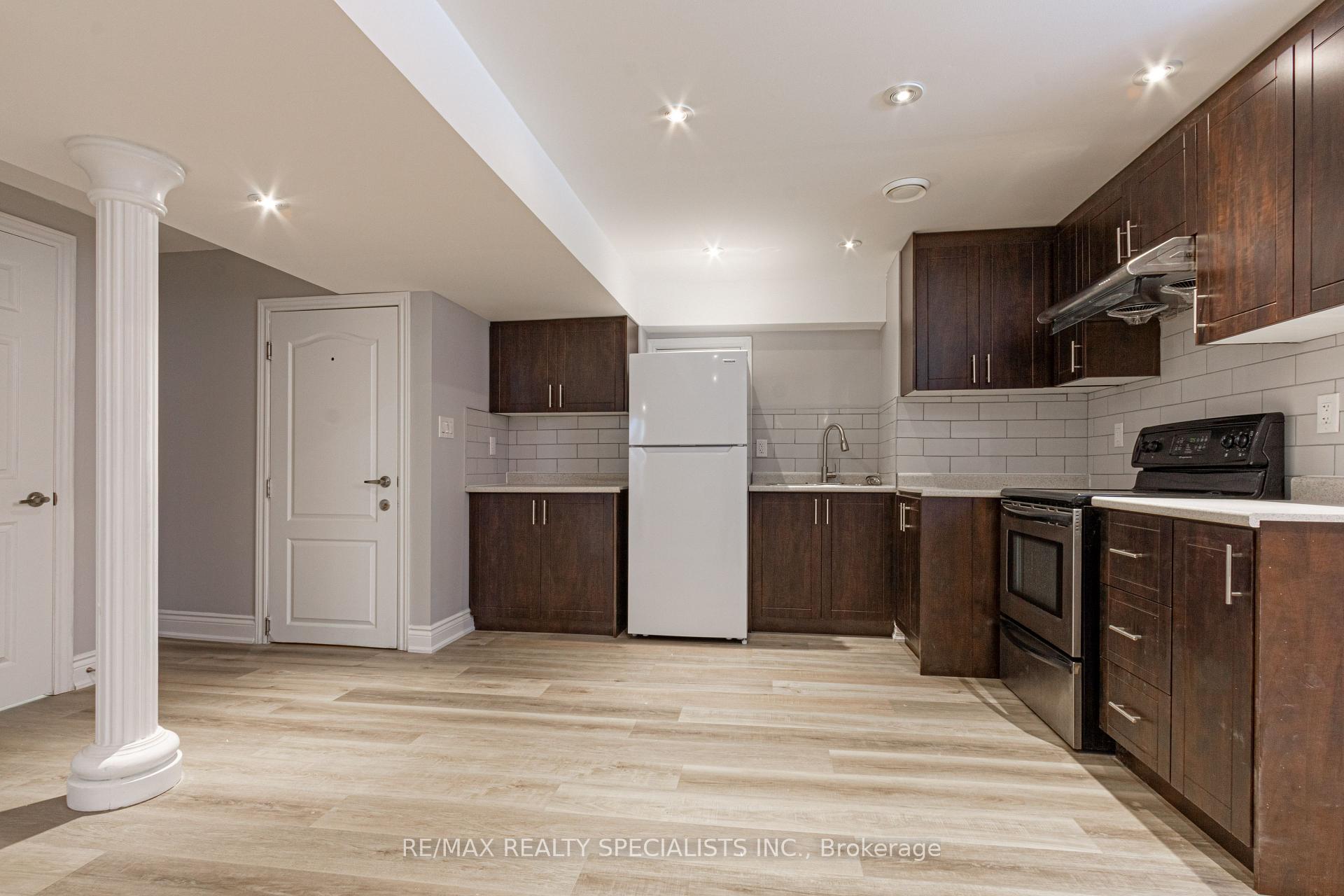 5118 Misty Pine Crescent Lower