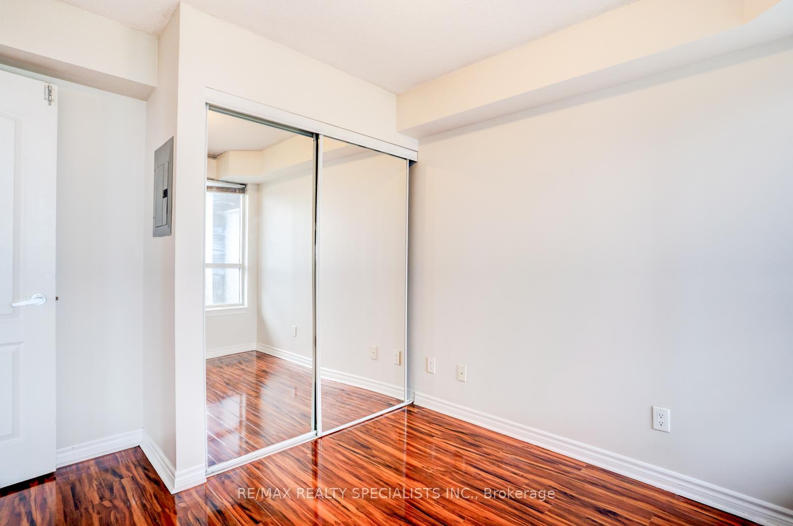 4090 Living Arts Drive 1206