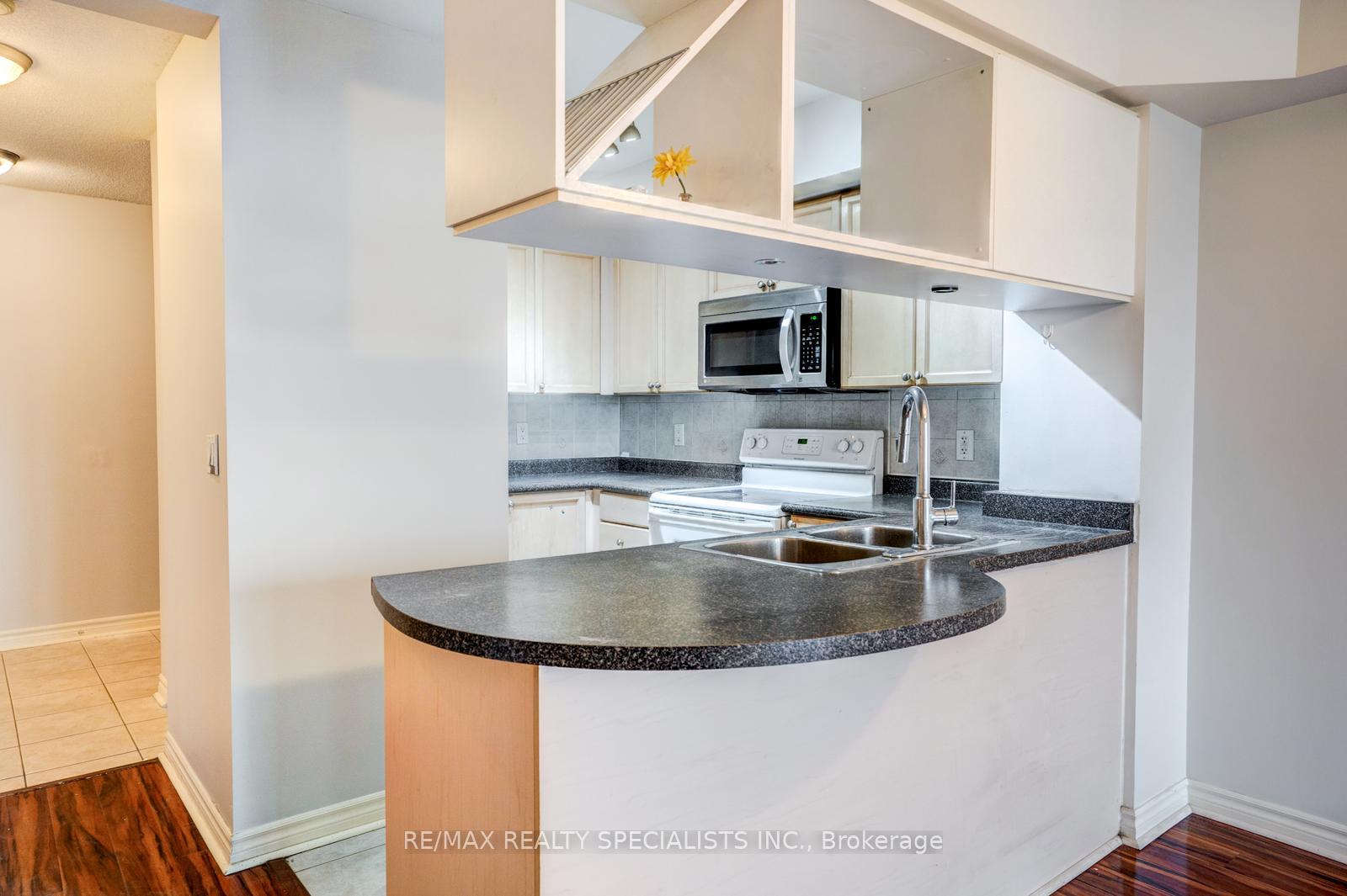 4090 Living Arts Drive 1206