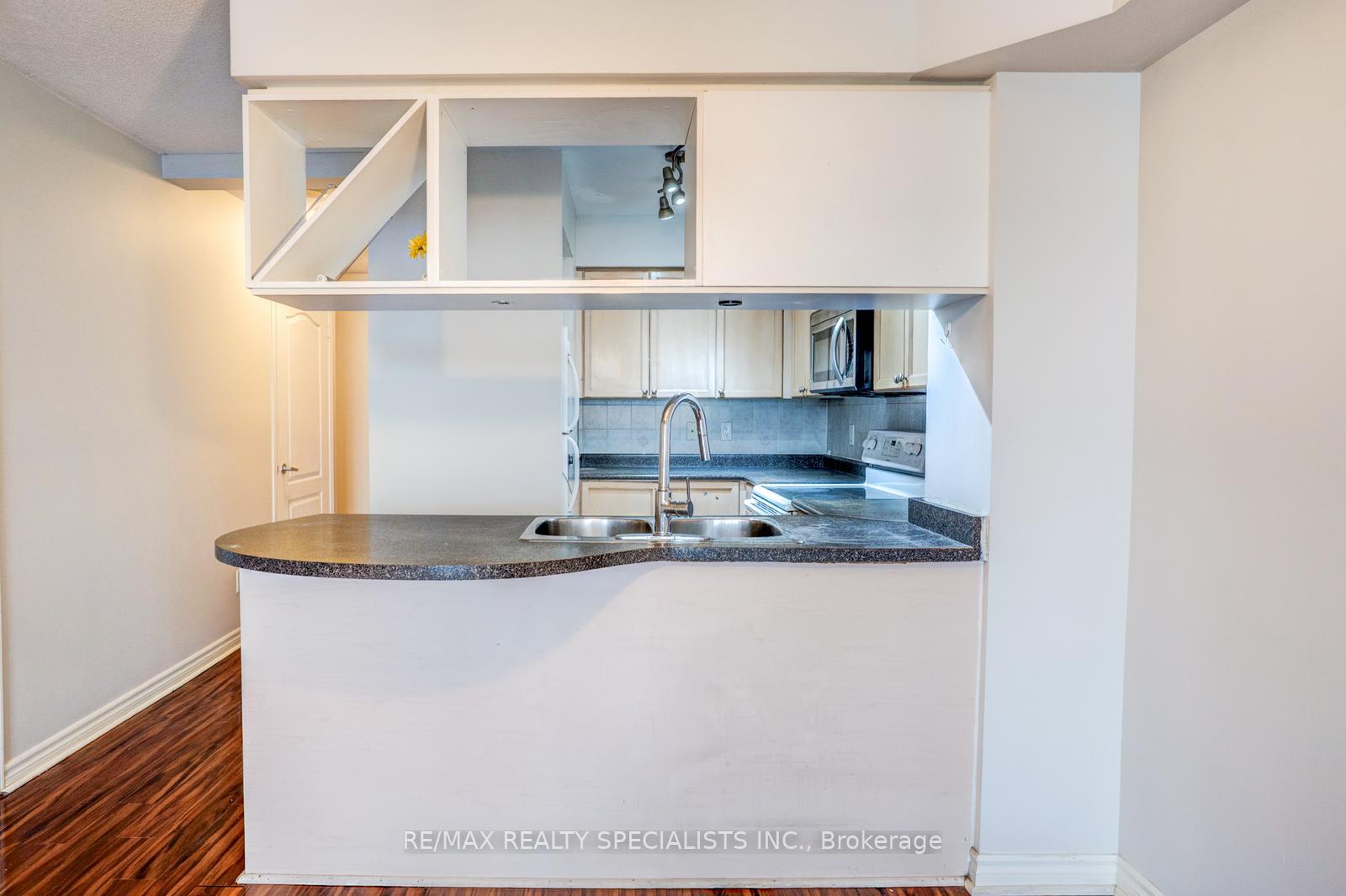 4090 Living Arts Drive 1206