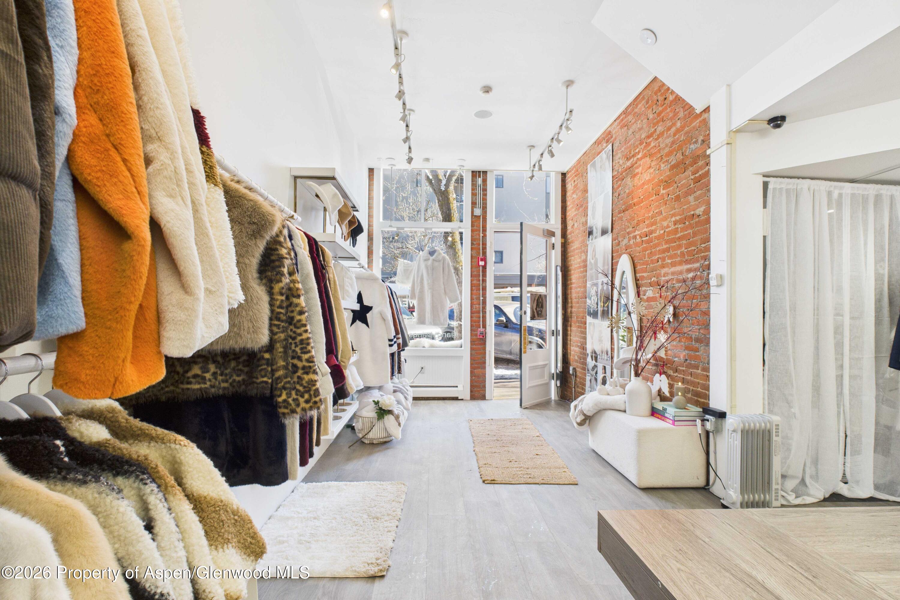 531 E Cooper Avenue, Unit 2