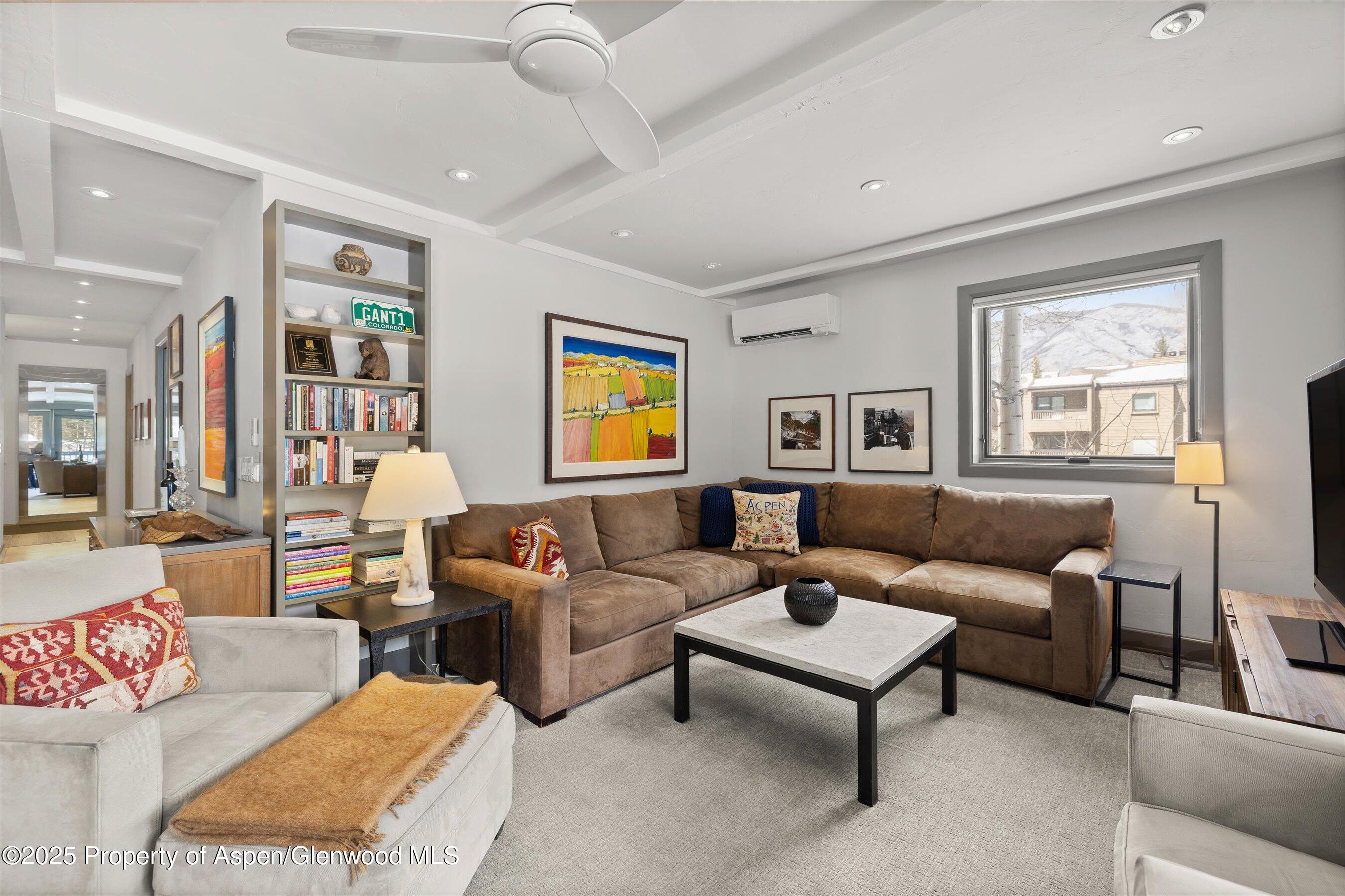 610 S West End Street, K201