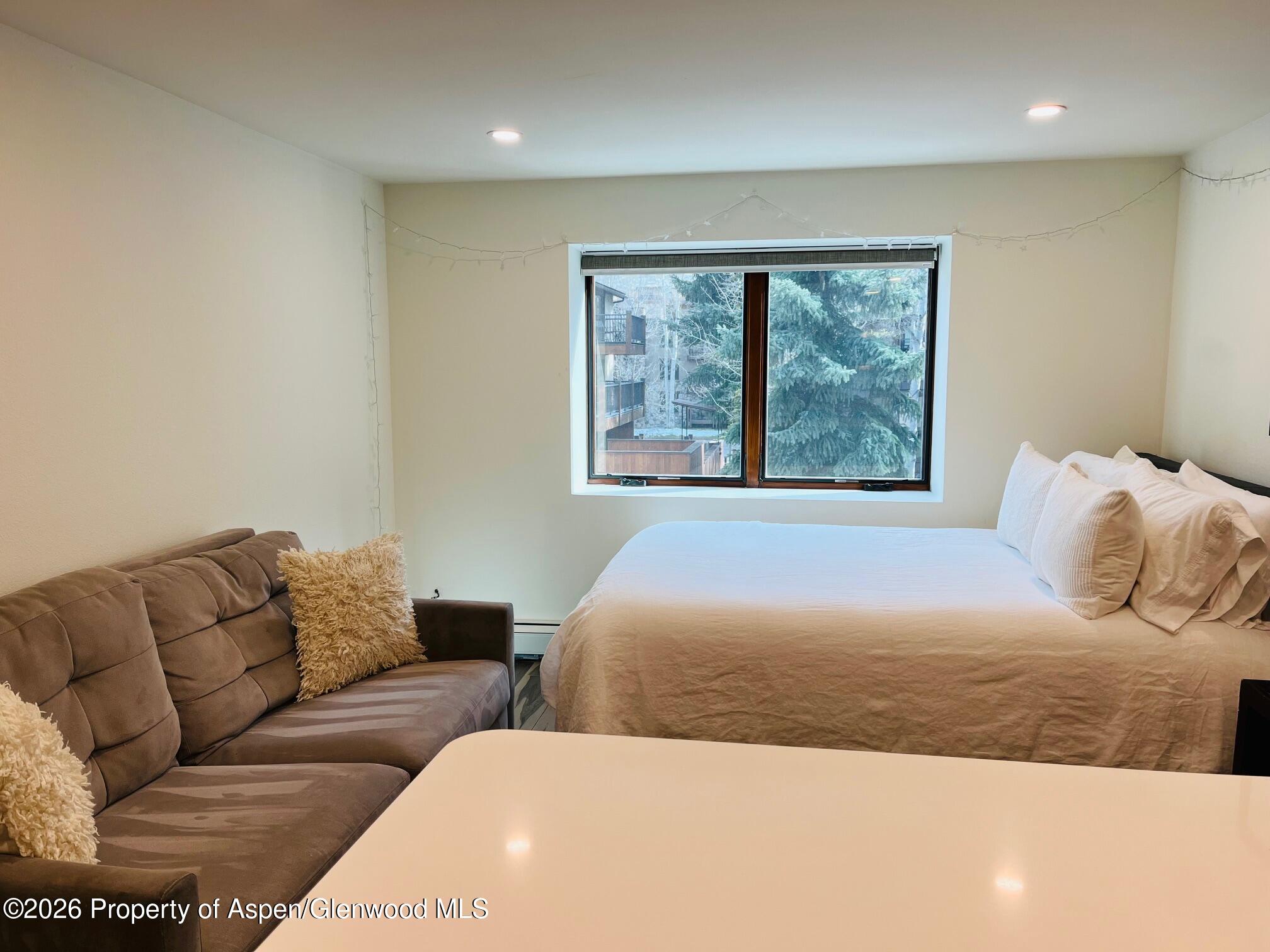 119 E Cooper Avenue, #27