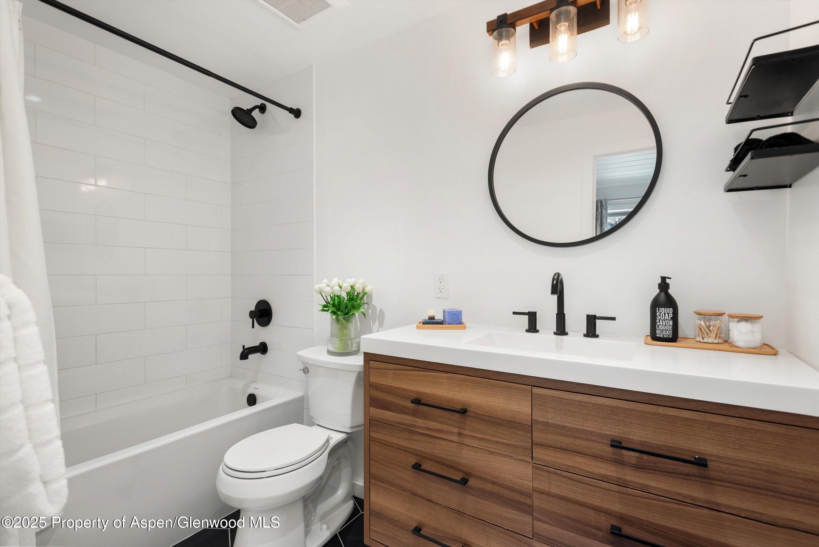 35 Upper Woodbridge Road, 18-CD