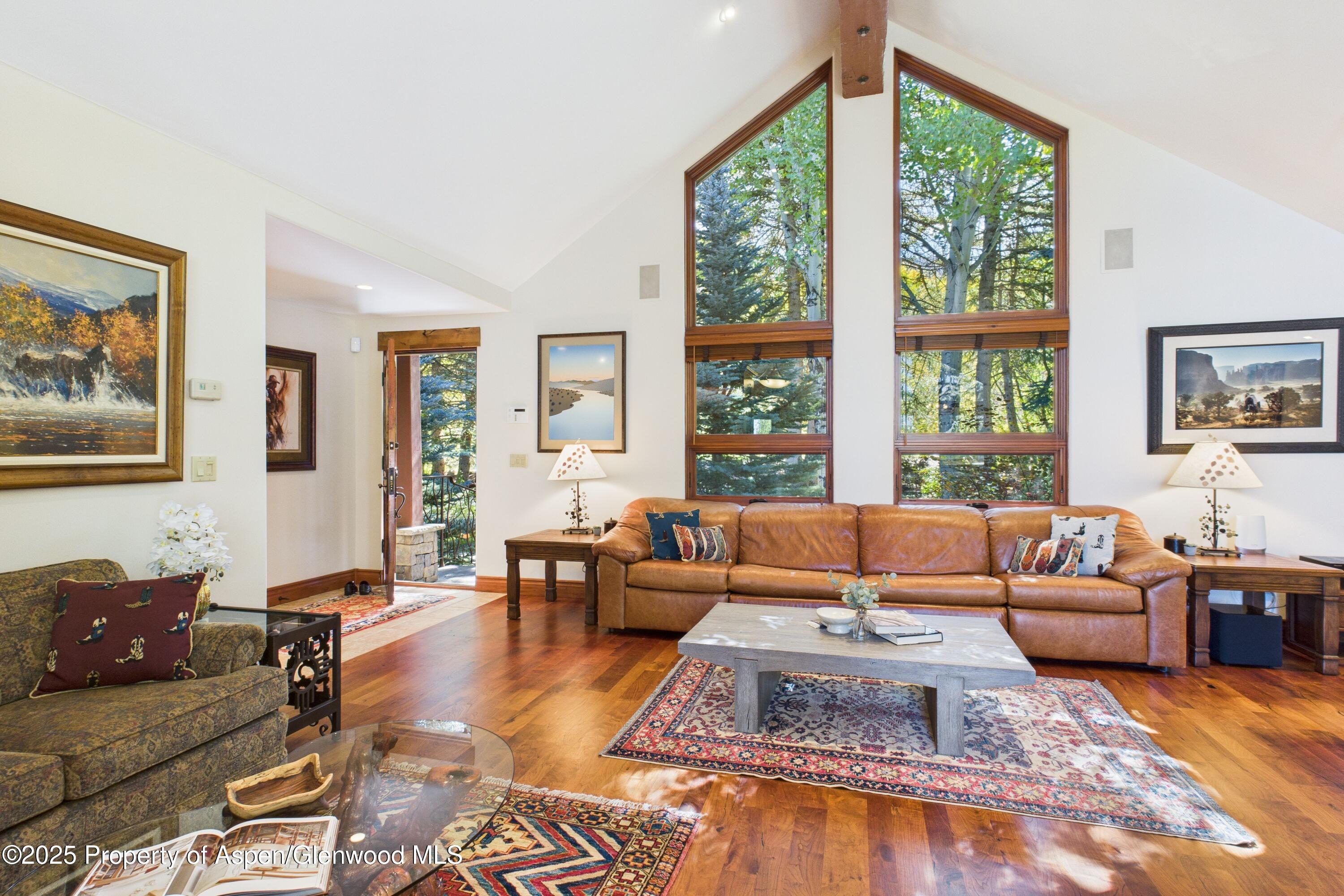 593 Meadowood Drive