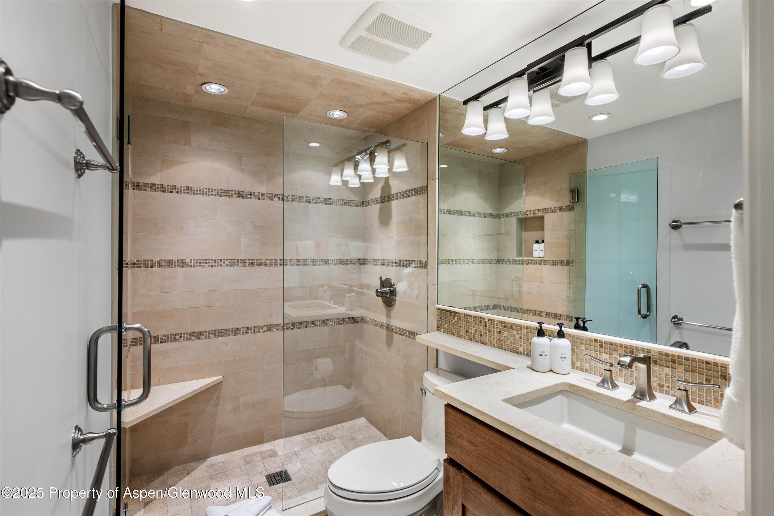 610 S West End Street, G204