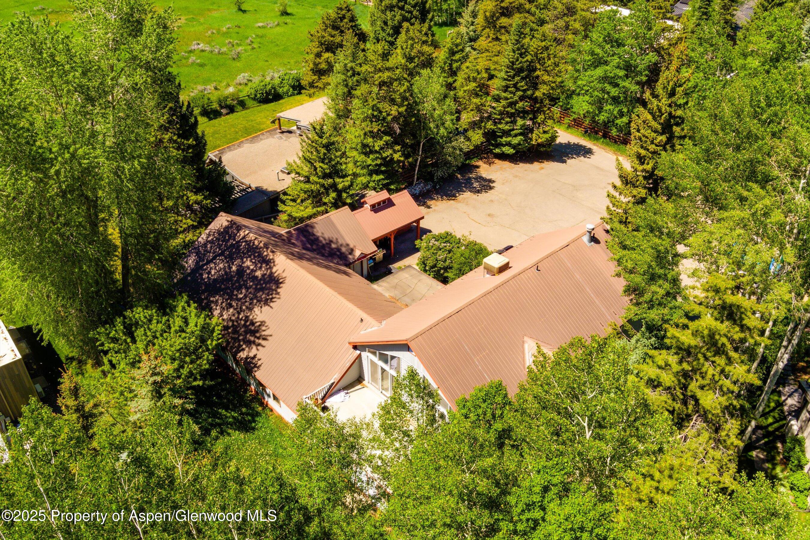 1235 Mountain View Drive