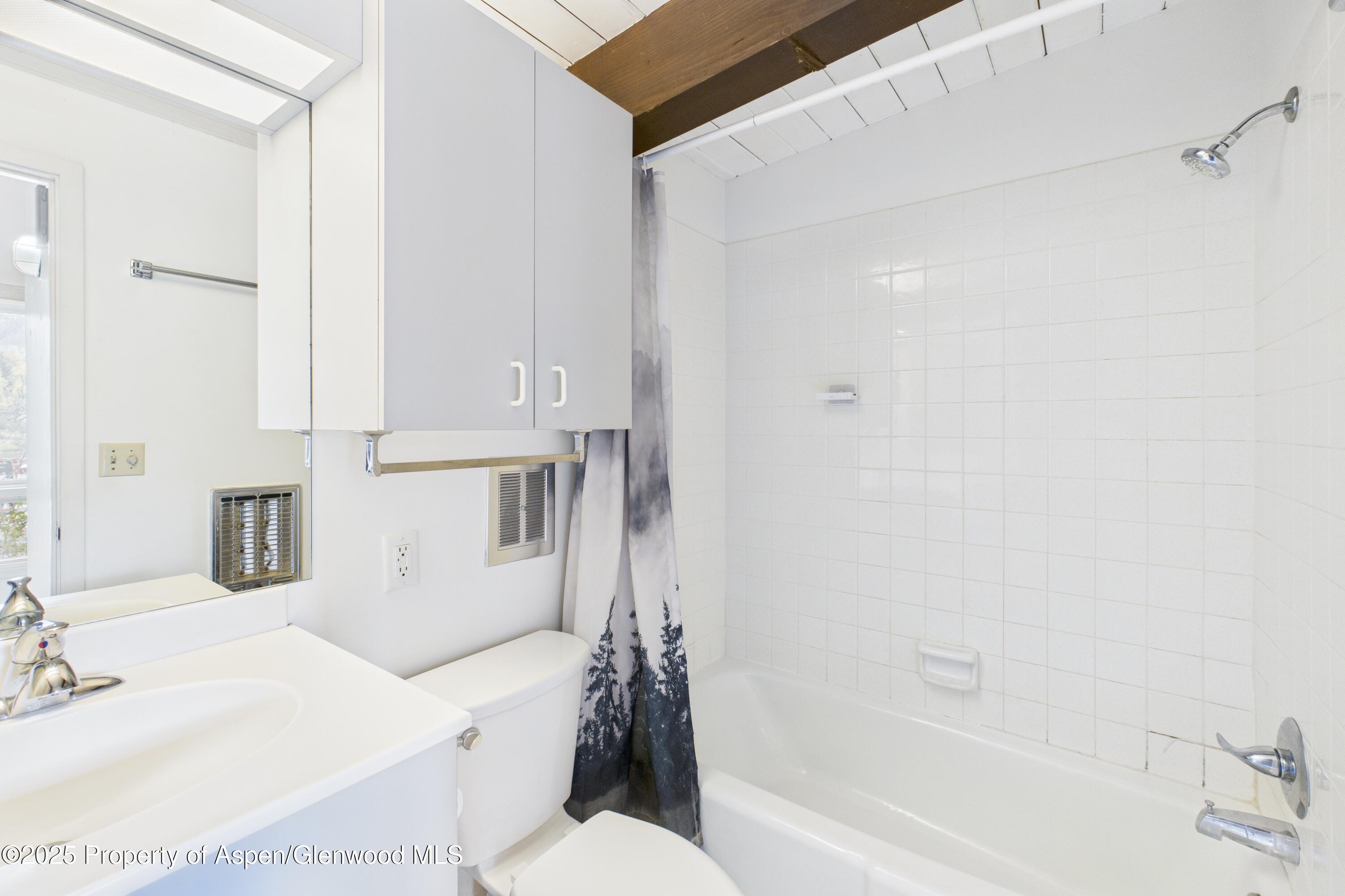 1227 Mountain View Drive, Unit 1