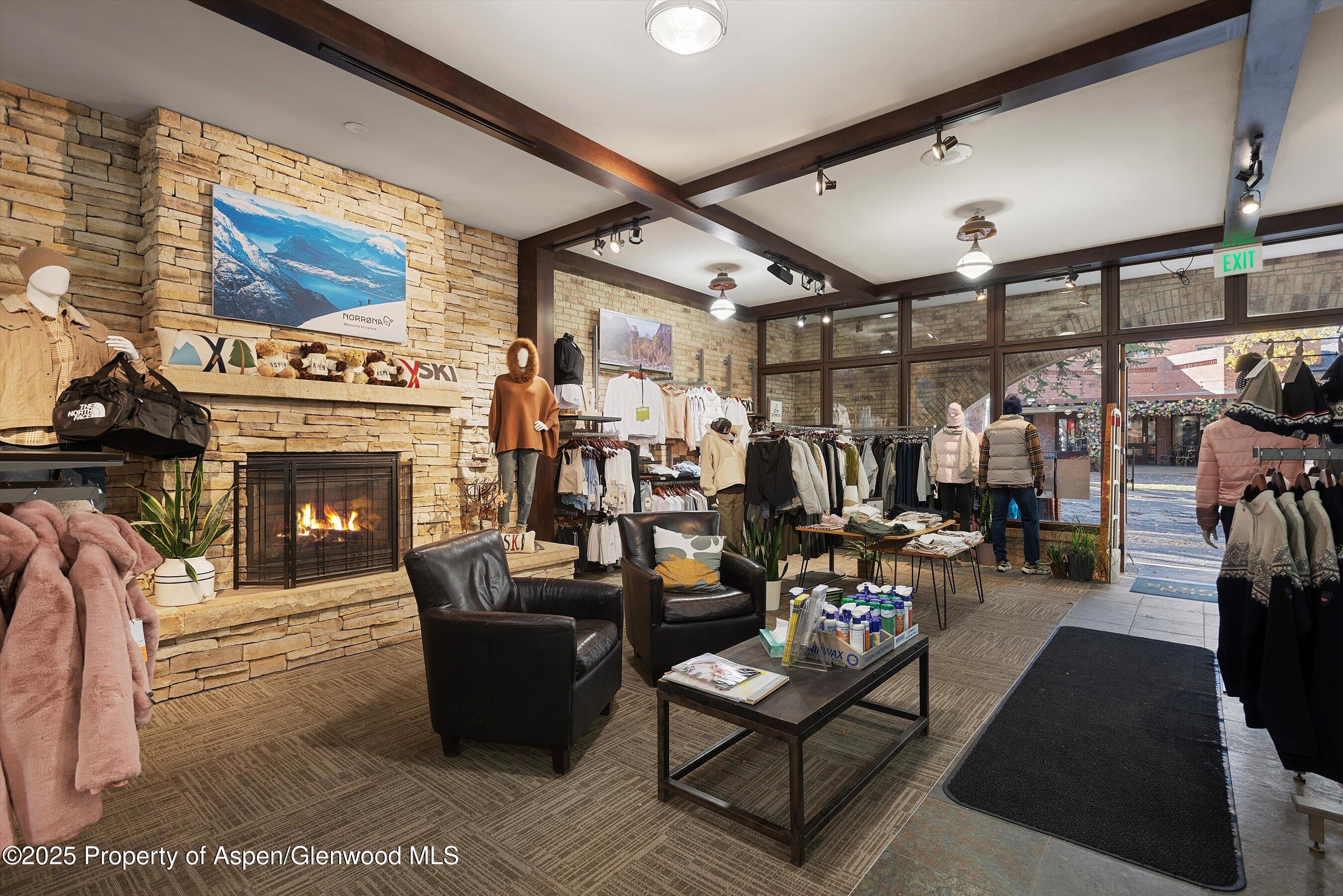 408 E Cooper Avenue, Aspen