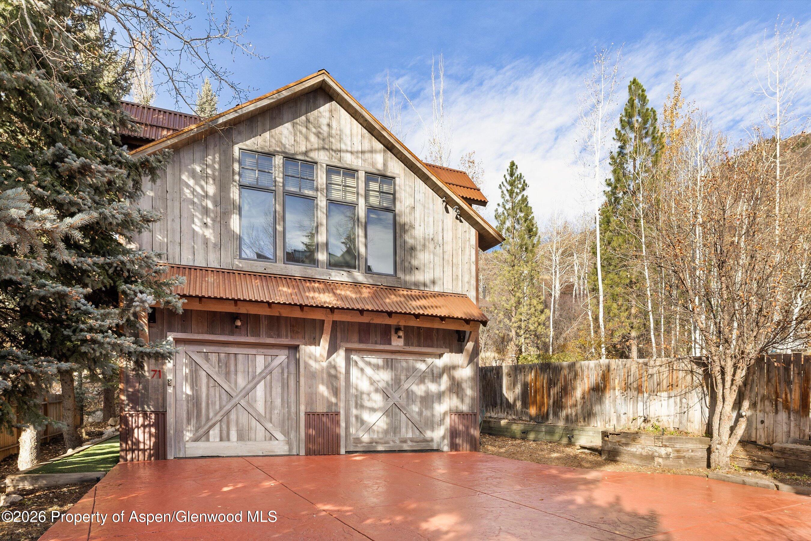 71 & 73 Smuggler Grove Road